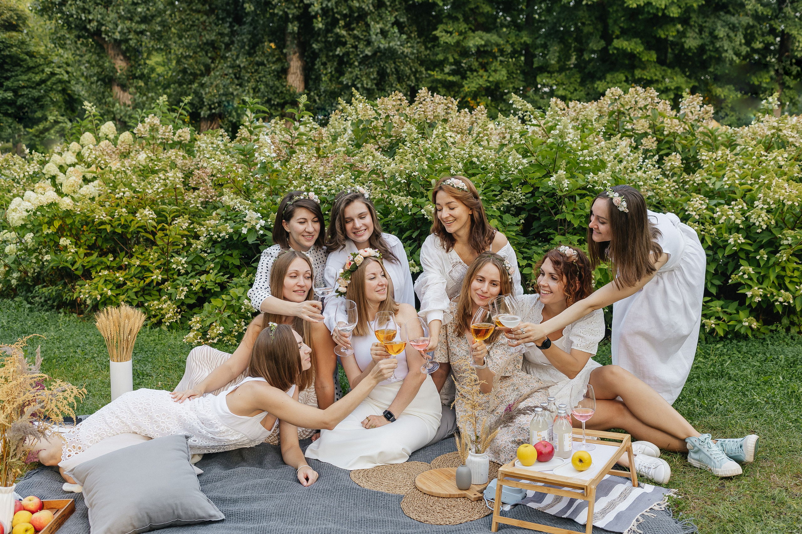 Девичник на ВДНХ в подарок от подруг. Фотограф Москва, Балашиха, МО. Свадьбы, репортажи, контент, портреты