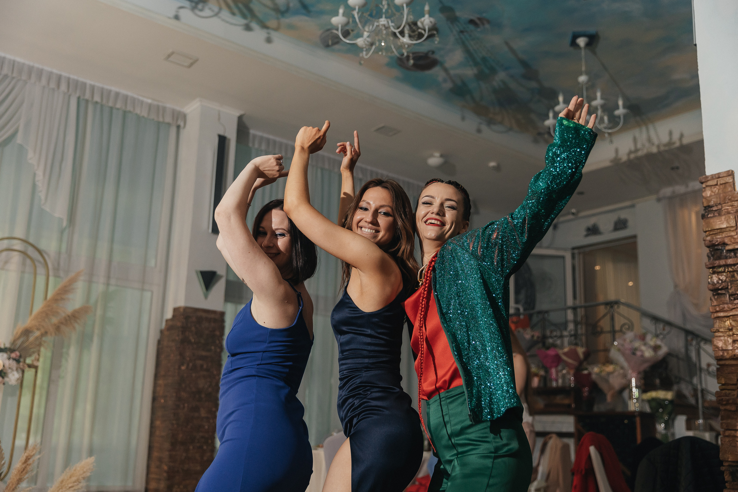 Свадебный банкет в загородном клубе Дольче. Фотограф Москва, Балашиха, МО. Свадьбы, репортажи, контент, портреты