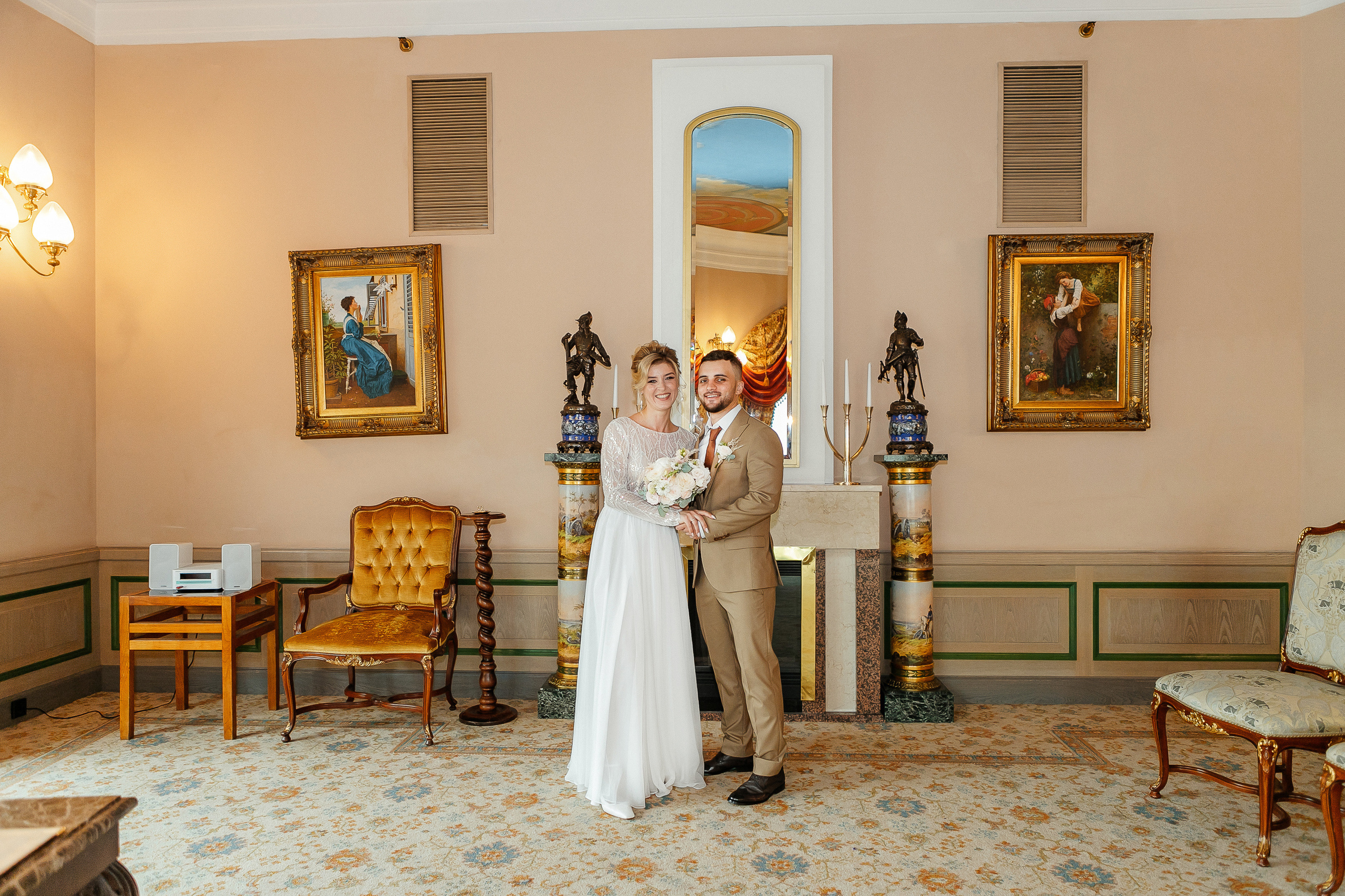 Регистрация в отеле «Националь». Фотограф Москва, Балашиха, МО. Свадьбы, репортажи, контент, портреты