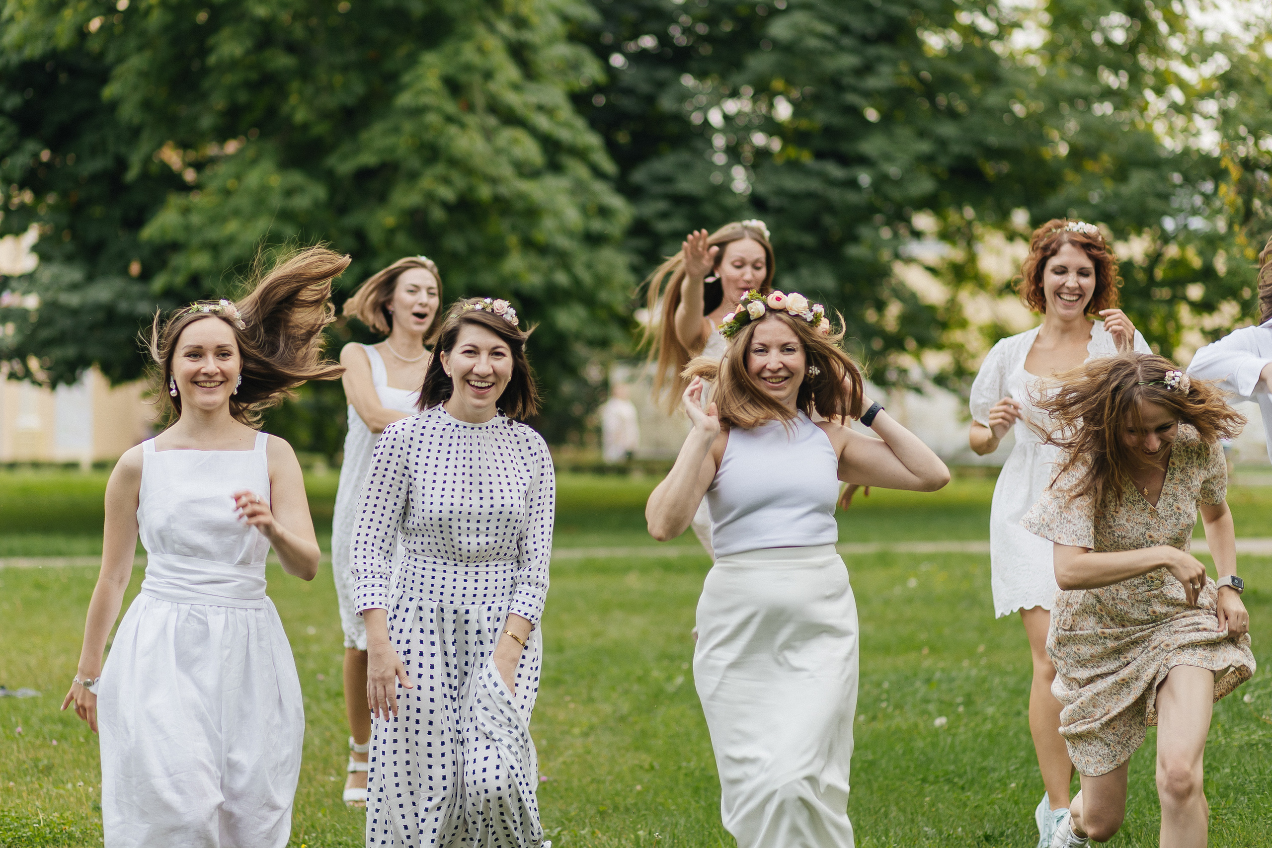 Девичник на ВДНХ в подарок от подруг. Фотограф Москва, Балашиха, МО. Свадьбы, репортажи, контент, портреты