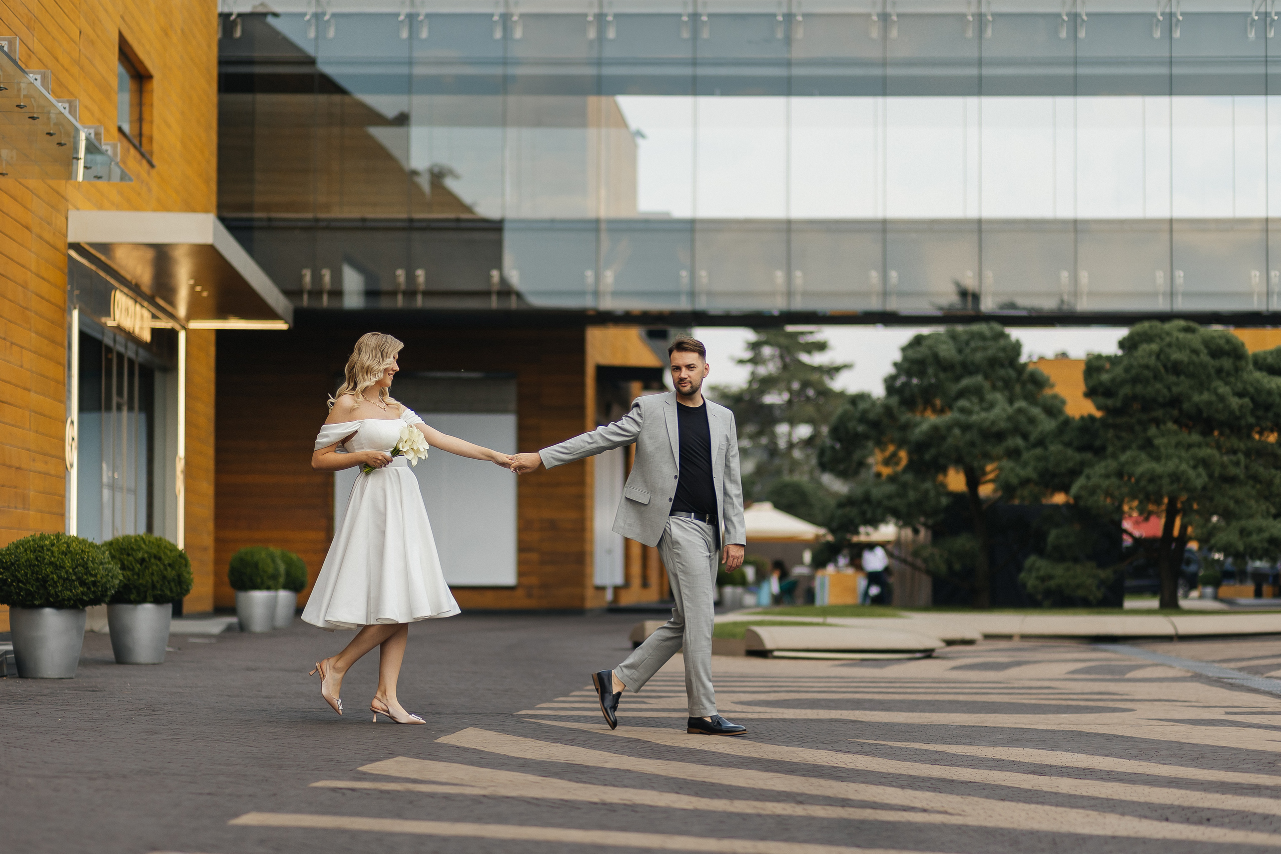 Регистрация и прогулка в Барвихе. Фотограф Москва, Балашиха, МО. Свадьбы, репортажи, контент, портреты