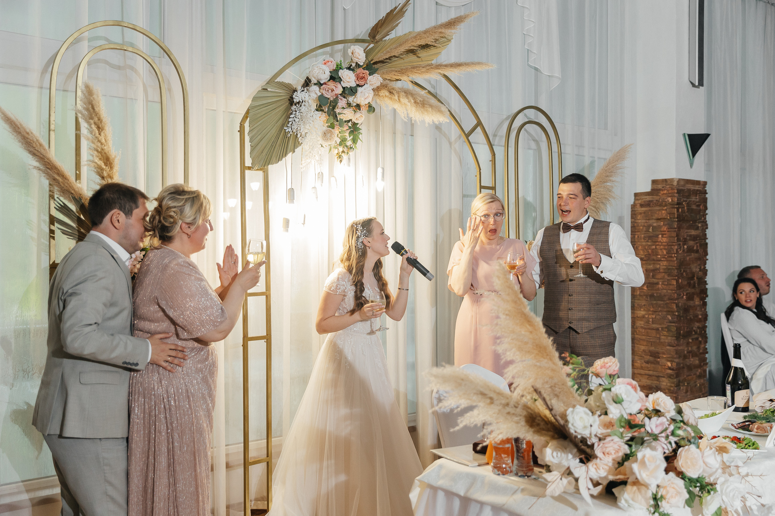 Свадебный банкет в загородном клубе Дольче. Фотограф Москва, Балашиха, МО. Свадьбы, репортажи, контент, портреты