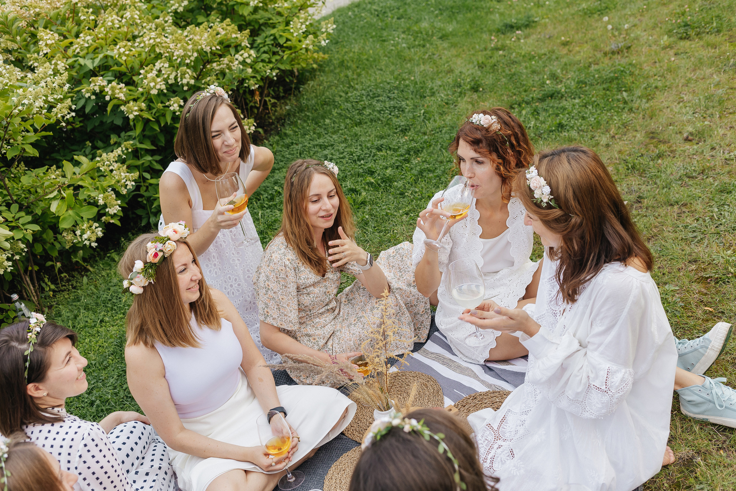 Девичник на ВДНХ в подарок от подруг. Фотограф Москва, Балашиха, МО. Свадьбы, репортажи, контент, портреты