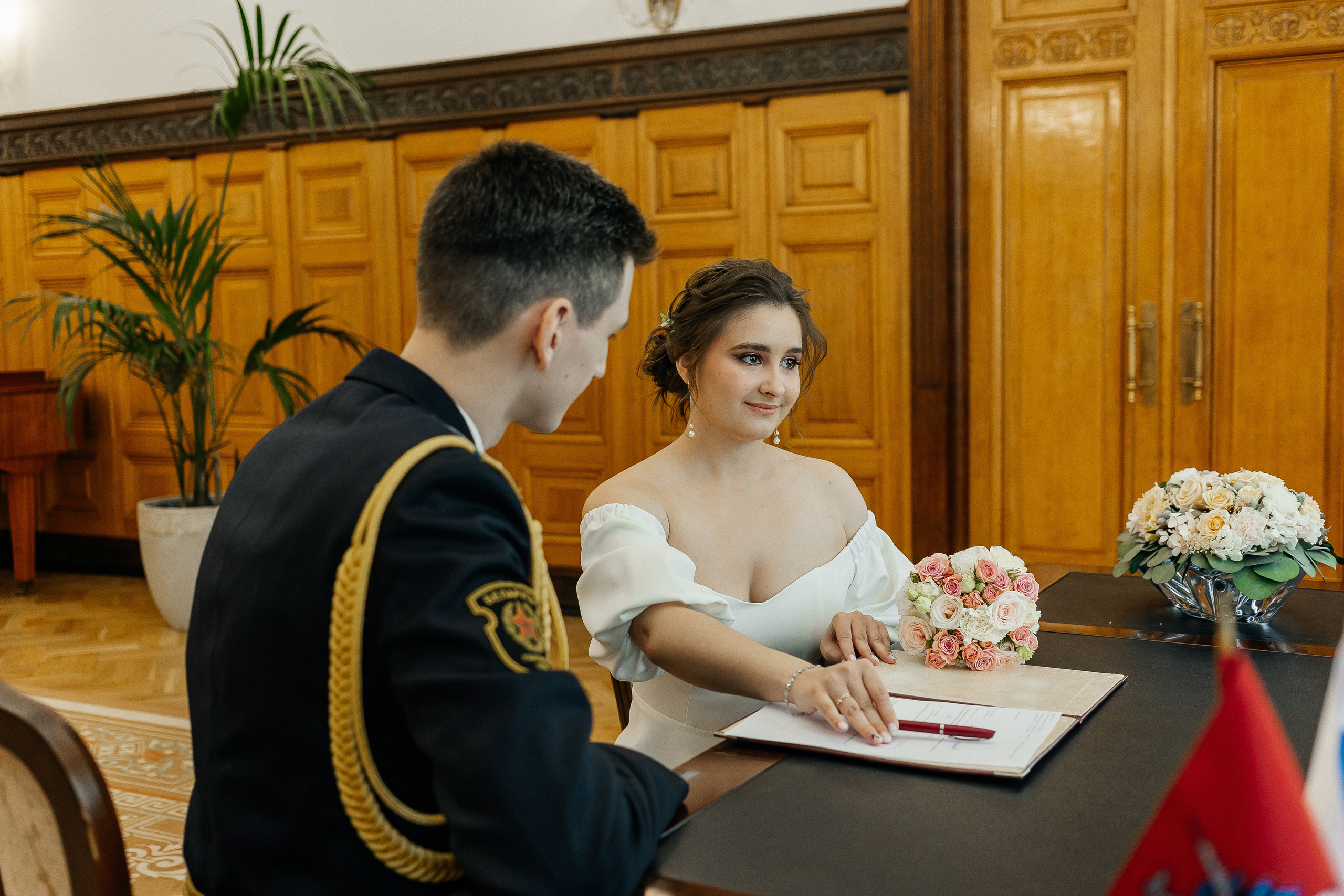 Загс Грибоедовский и Читальня Пушкина. Фотограф Москва, Балашиха, МО. Свадьбы, репортажи, контент, портреты