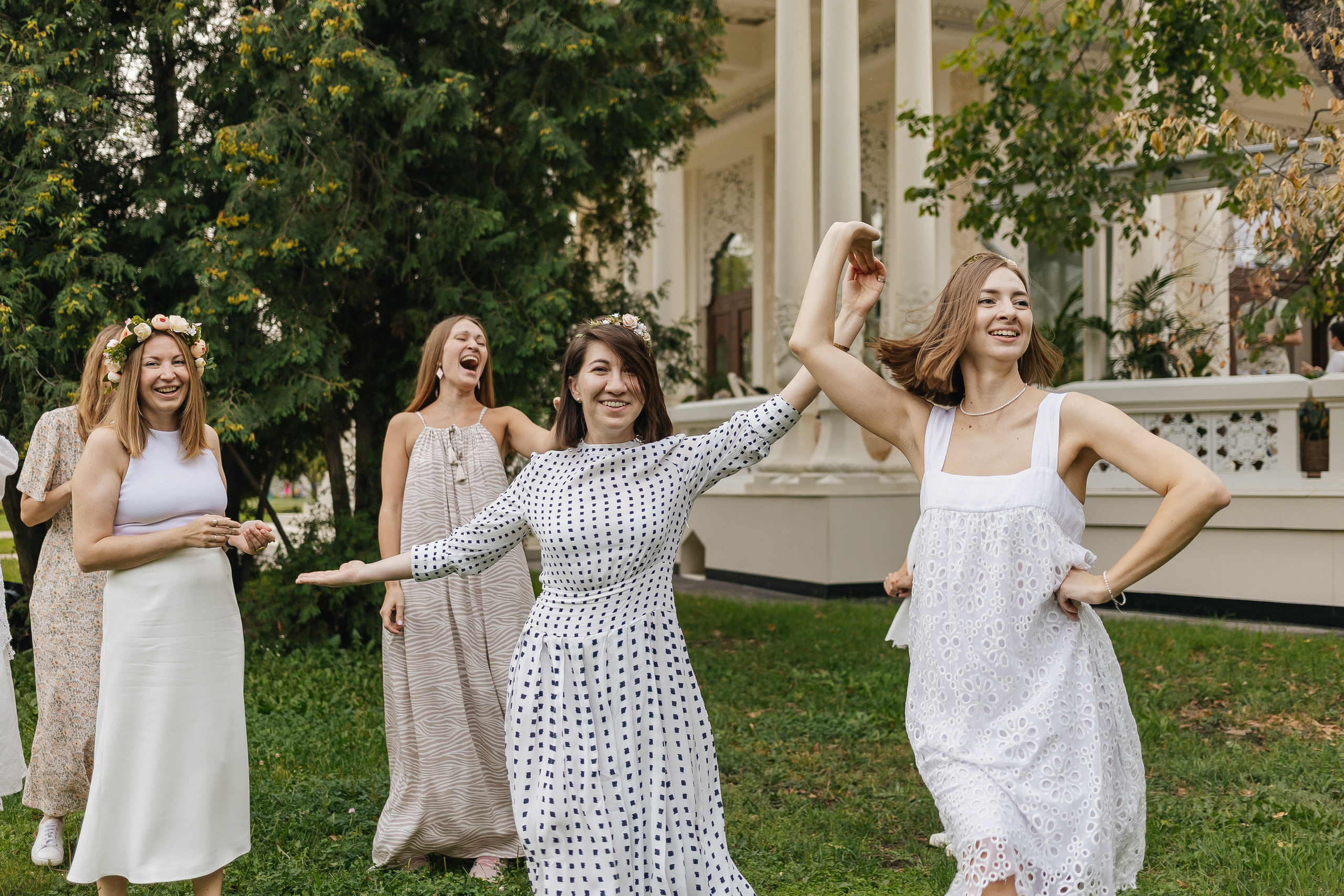 Девичник на ВДНХ в подарок от подруг. Фотограф Москва, Балашиха, МО. Свадьбы, репортажи, контент, портреты