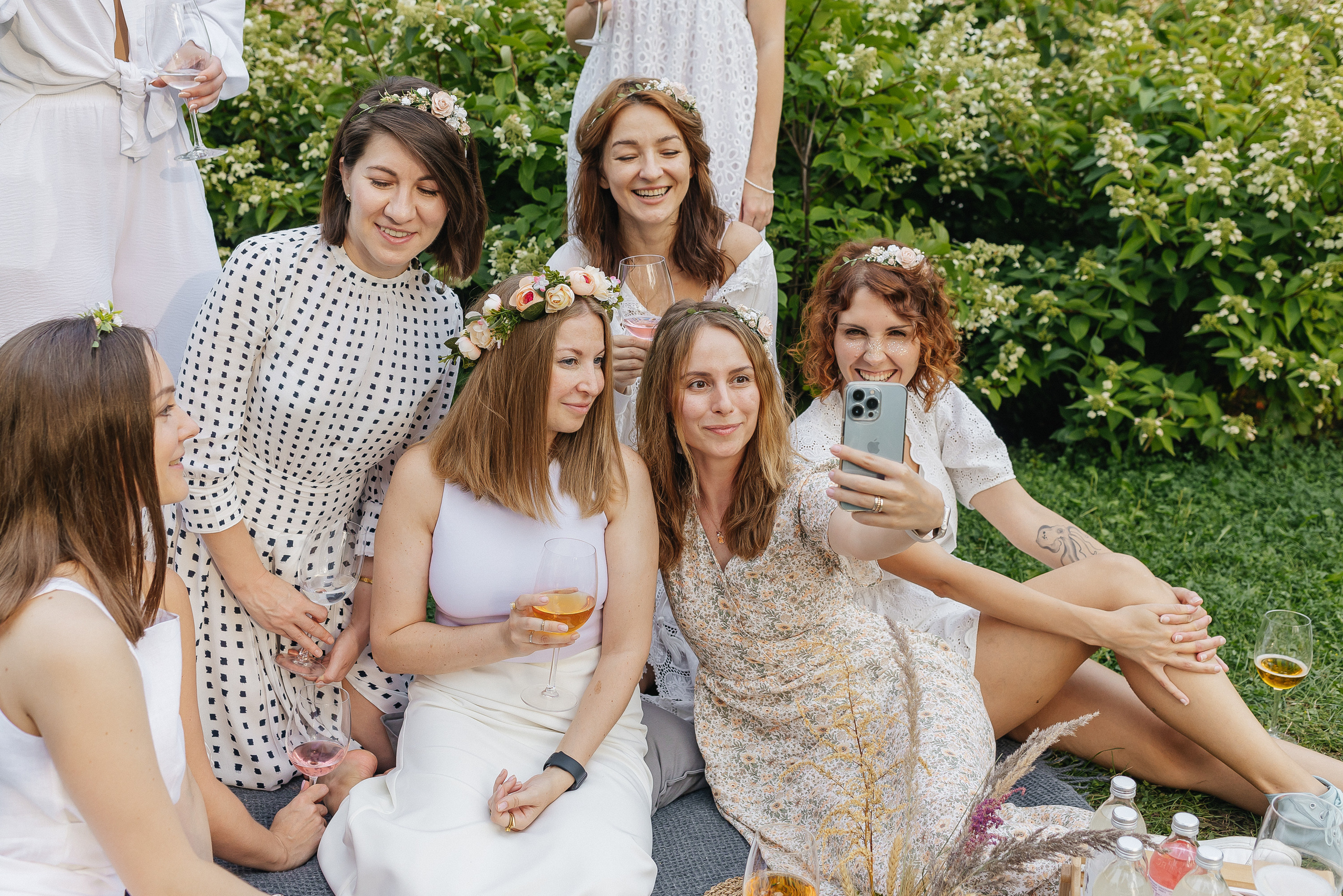 Девичник на ВДНХ в подарок от подруг. Фотограф Москва, Балашиха, МО. Свадьбы, репортажи, контент, портреты