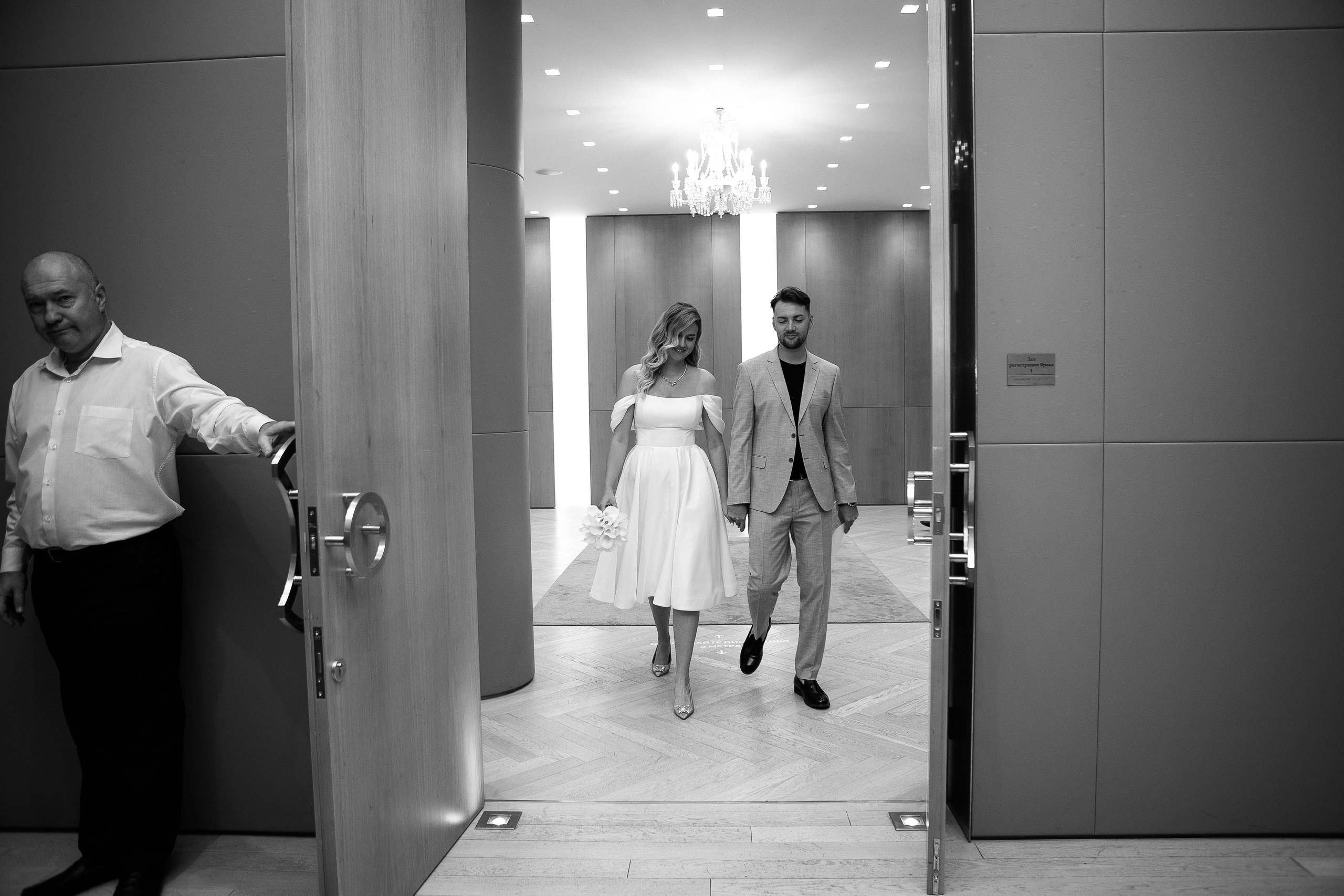 Регистрация и прогулка в Барвихе. Фотограф Москва, Балашиха, МО. Свадьбы, репортажи, контент, портреты