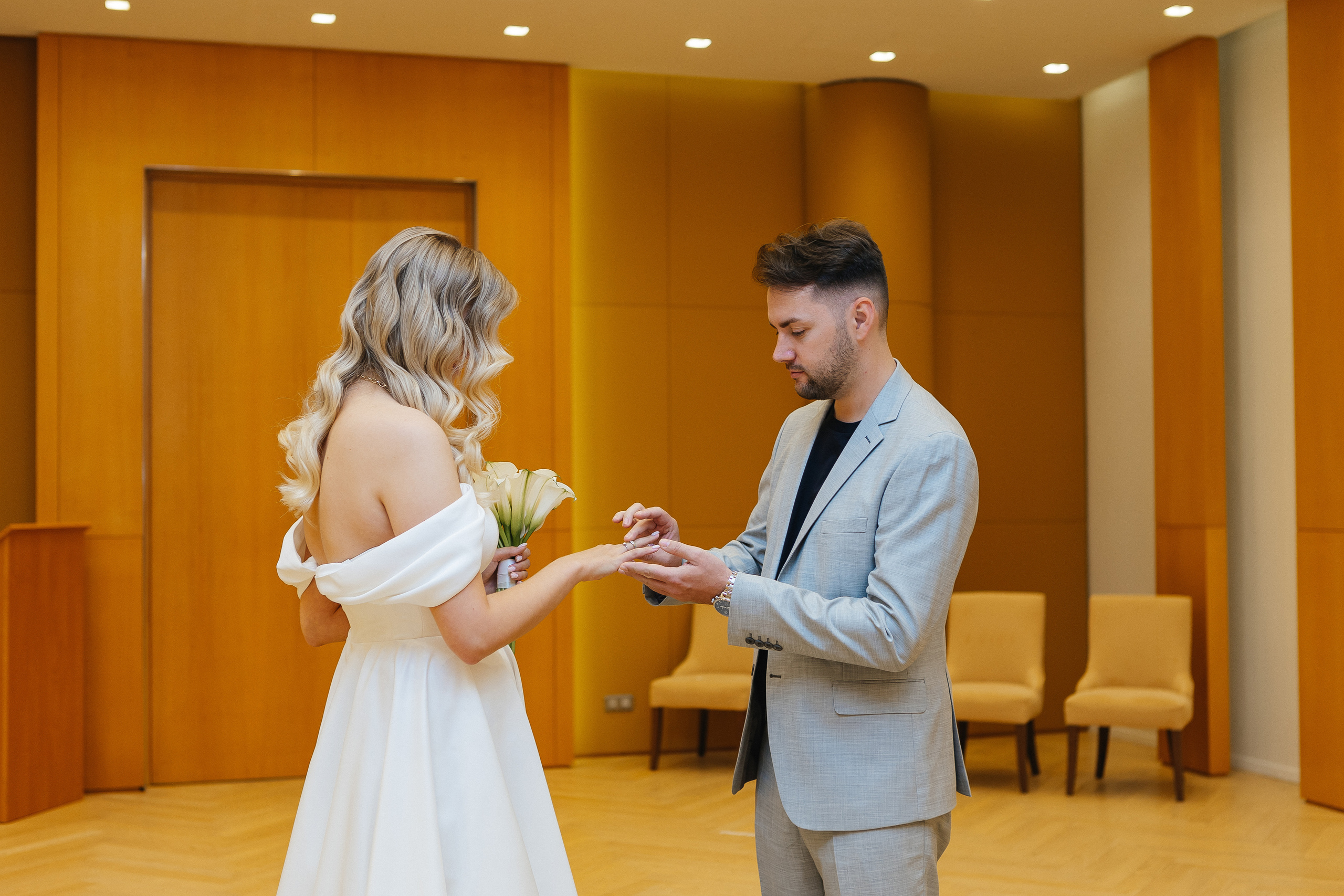 Регистрация и прогулка в Барвихе. Фотограф Москва, Балашиха, МО. Свадьбы, репортажи, контент, портреты