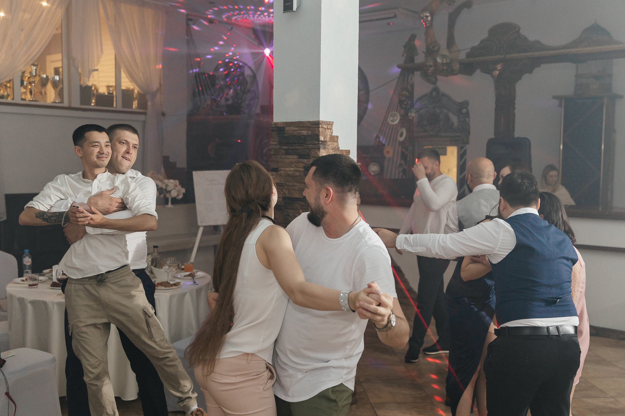 Свадебный банкет в загородном клубе Дольче. Фотограф Москва, Балашиха, МО. Свадьбы, репортажи, контент, портреты