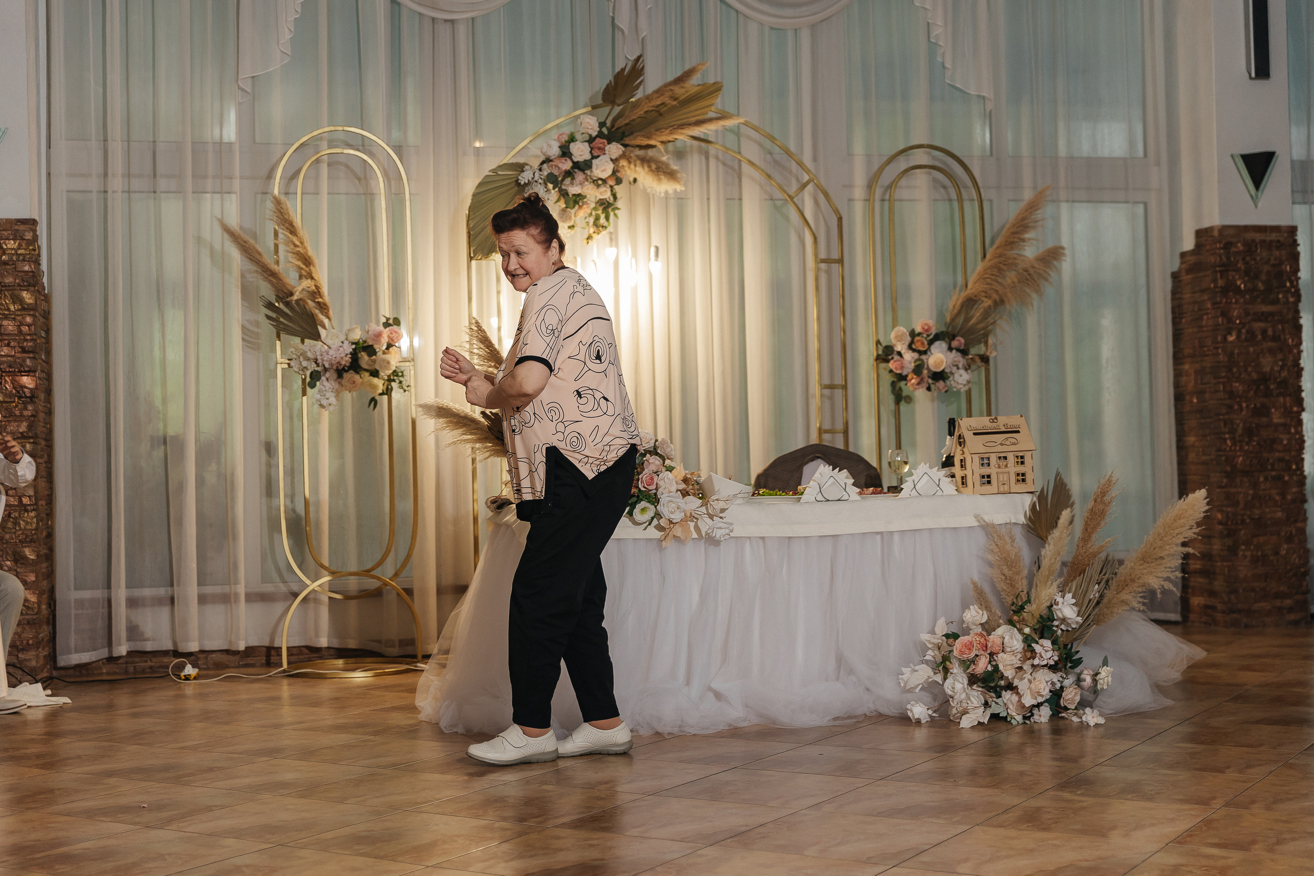 Свадебный банкет в загородном клубе Дольче. Фотограф Москва, Балашиха, МО. Свадьбы, репортажи, контент, портреты