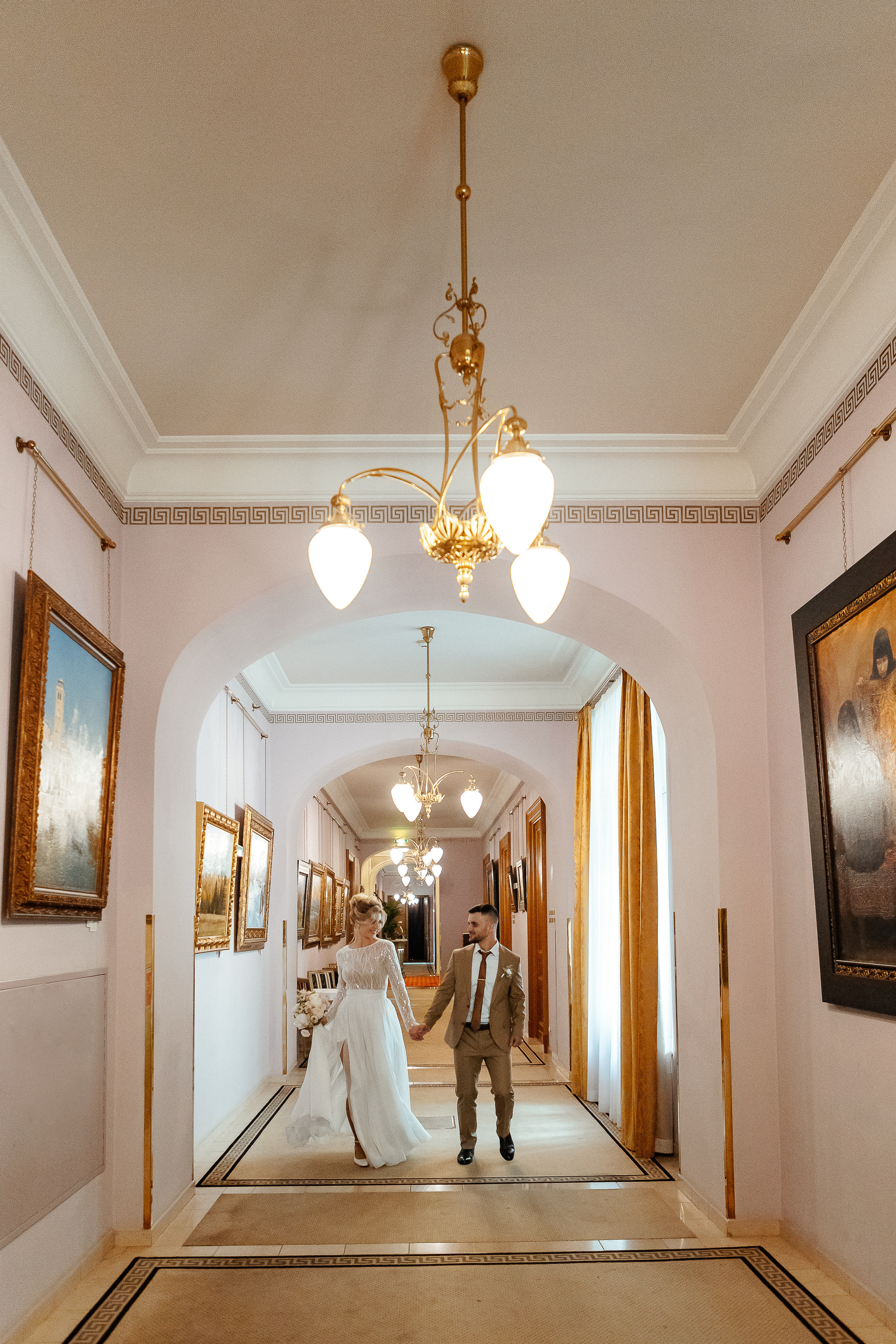 Регистрация в отеле «Националь». Фотограф Москва, Балашиха, МО. Свадьбы, репортажи, контент, портреты