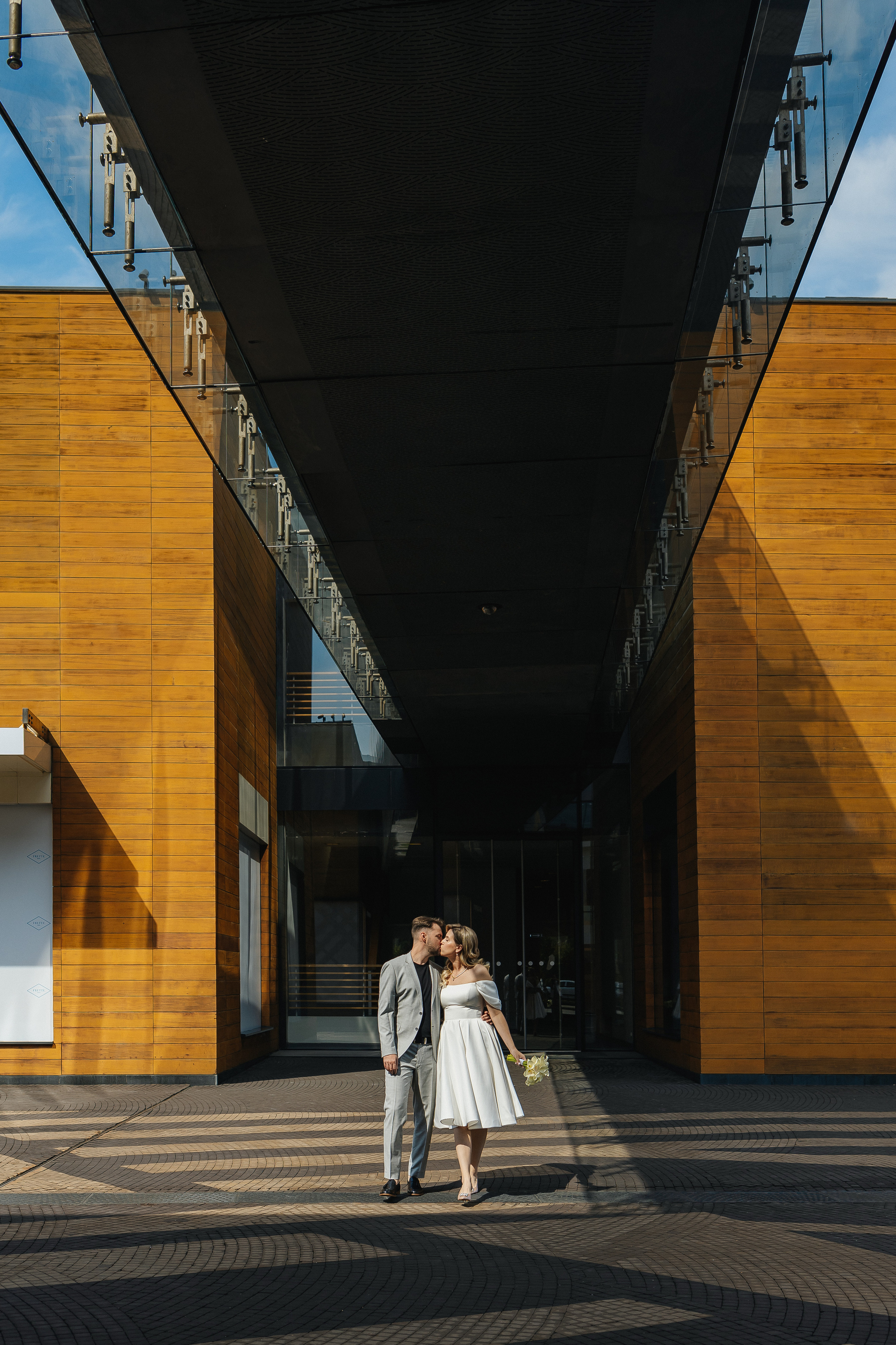 Регистрация и прогулка в Барвихе. Фотограф Москва, Балашиха, МО. Свадьбы, репортажи, контент, портреты