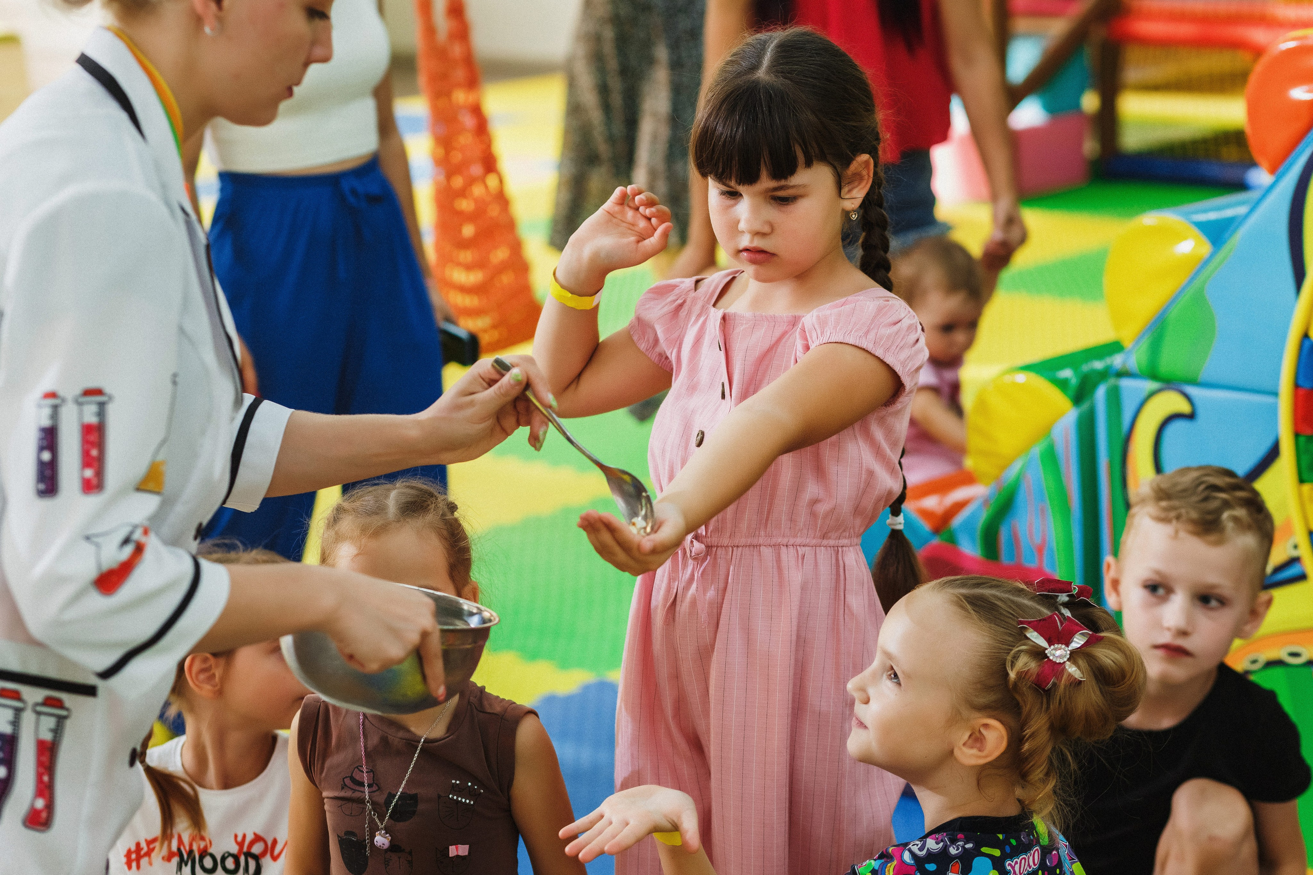 Волшебные моменты: детский праздник в игровой Клумба, Таганрог. Свадебный и семейный фотограф в Таганроге Бакарюк Антон