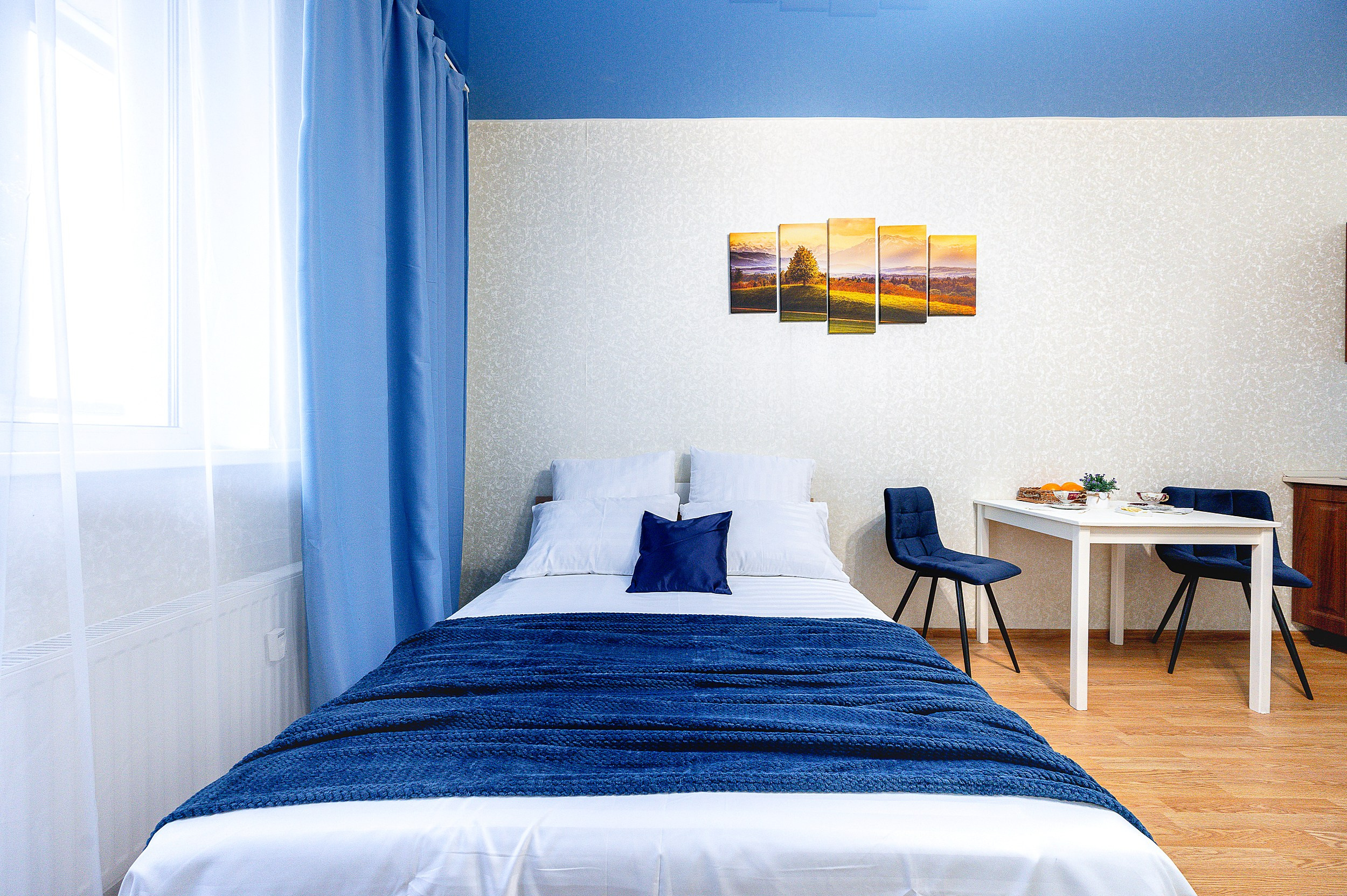 Квартира под суточную аренду. Интерьерный фотограф. Фото- видеосъемка недвижимости Санкт-Петербург