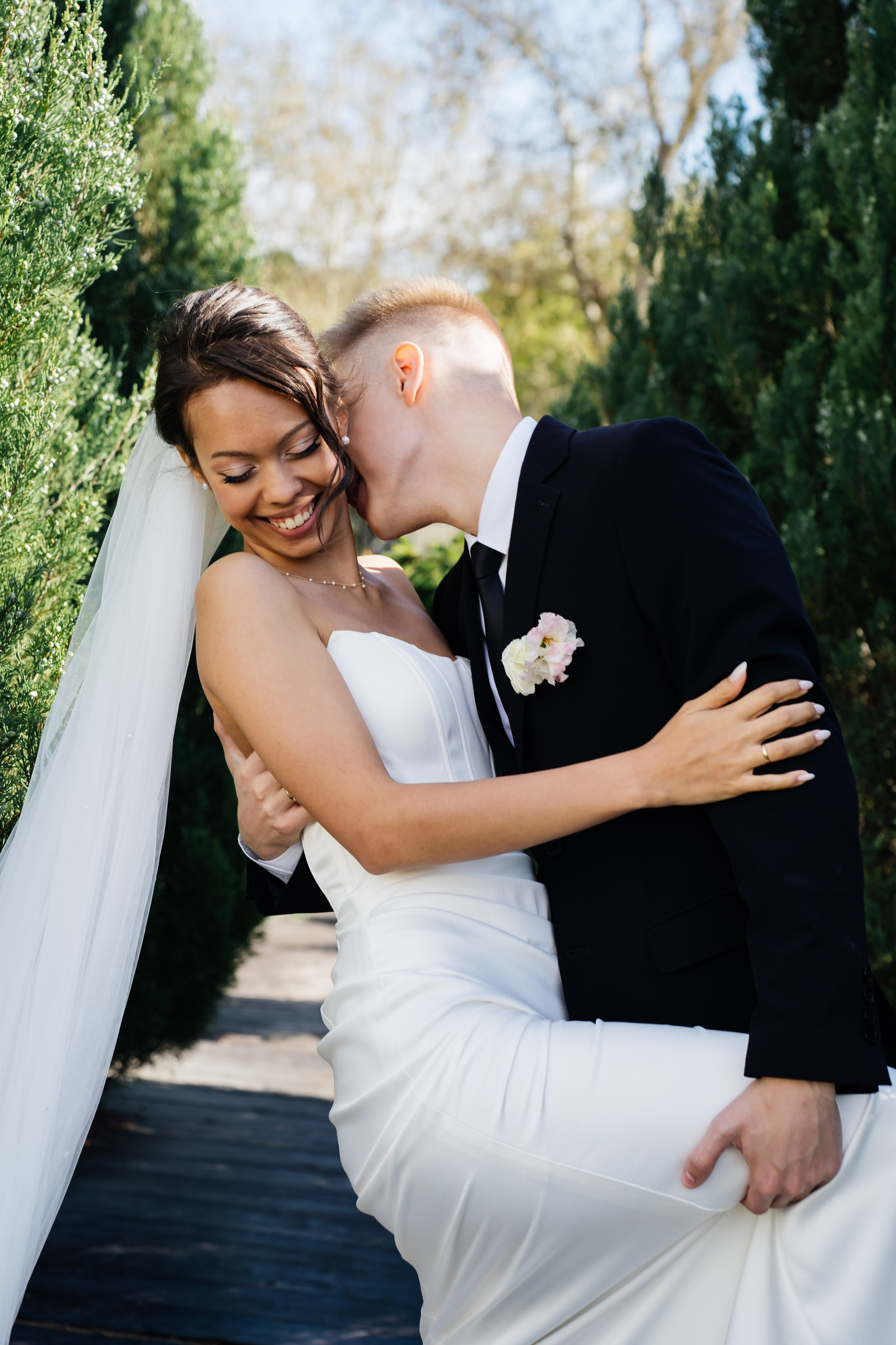 Свадебная сьемка. Видеограф и Фотограф в Челябинске Ксения и Владимир Рюмины