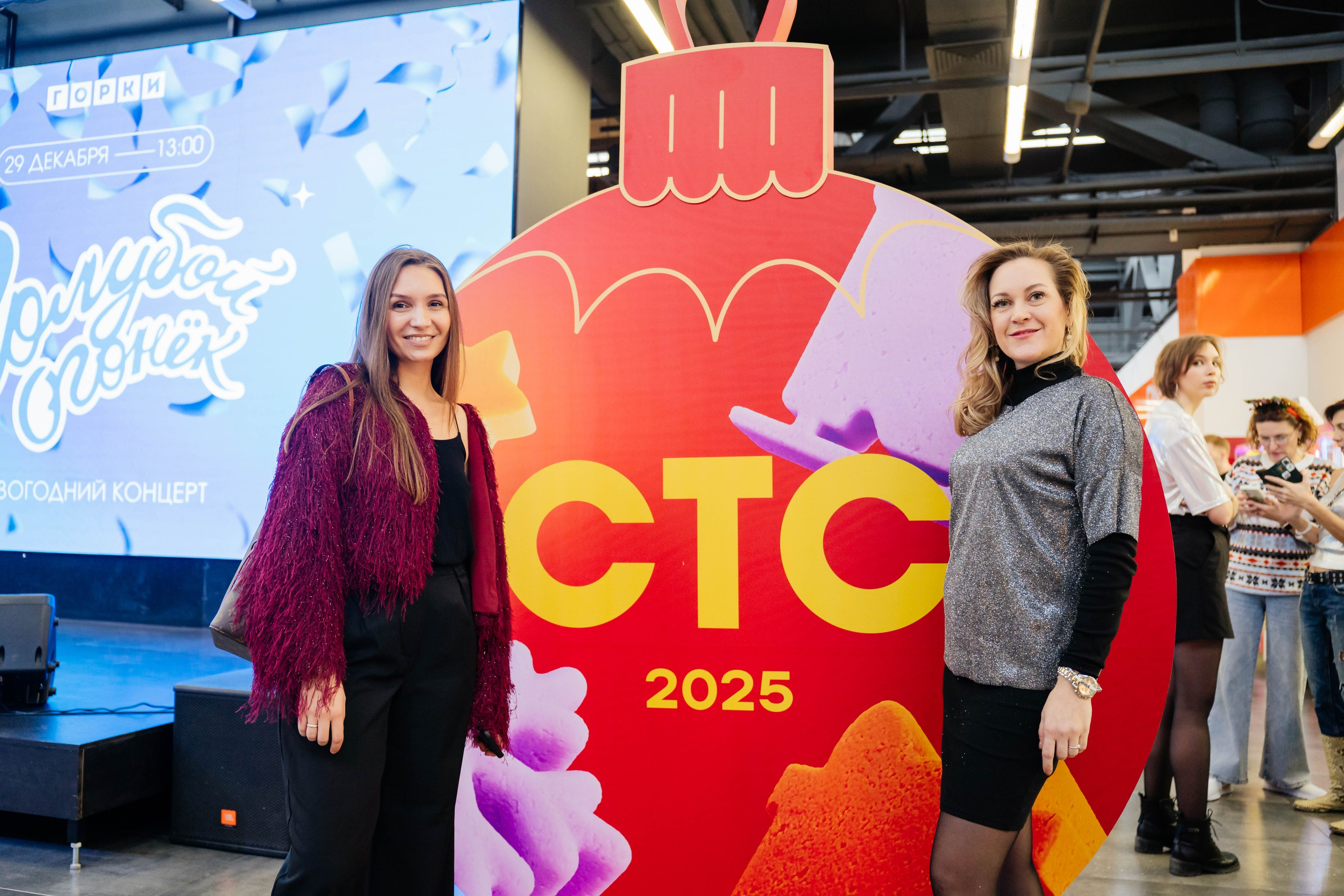 Промоакции СТС. Видеограф и Фотограф в Челябинске Ксения и Владимир Рюмины