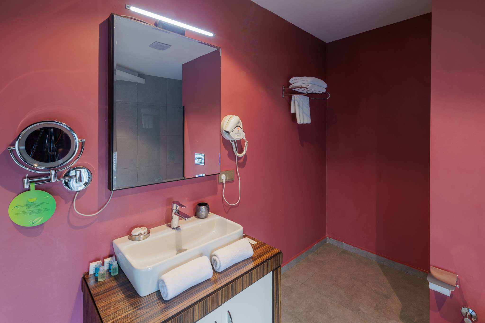 SKY TOWER (METRO CITY). Режиссёр, клипмейкер, фотограф — Андрей Охота