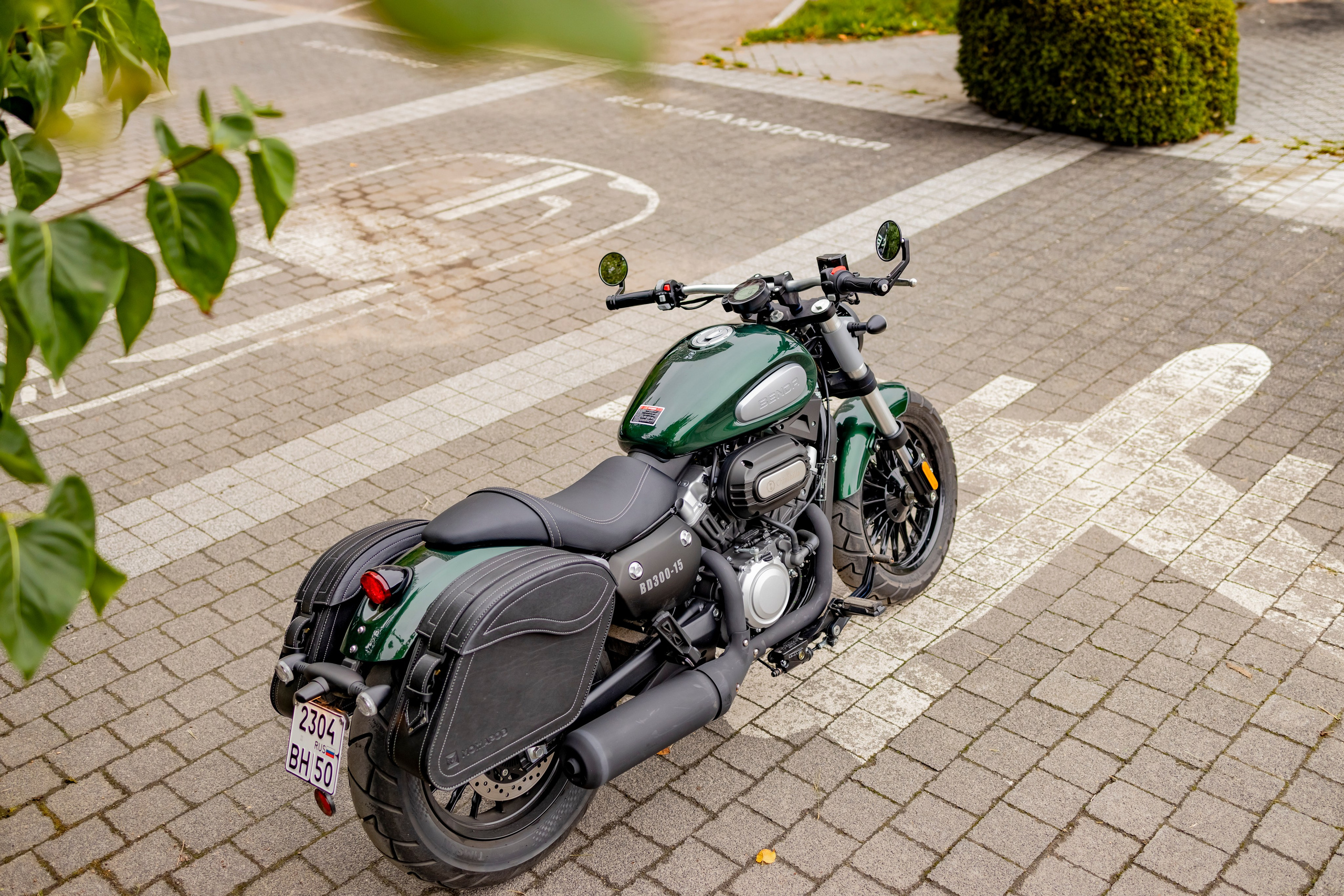 Съемка для журнала мотоцикл Benda Chinchilla. Репортажный, семейный и студийный фотограф в Москве Демин Алексей