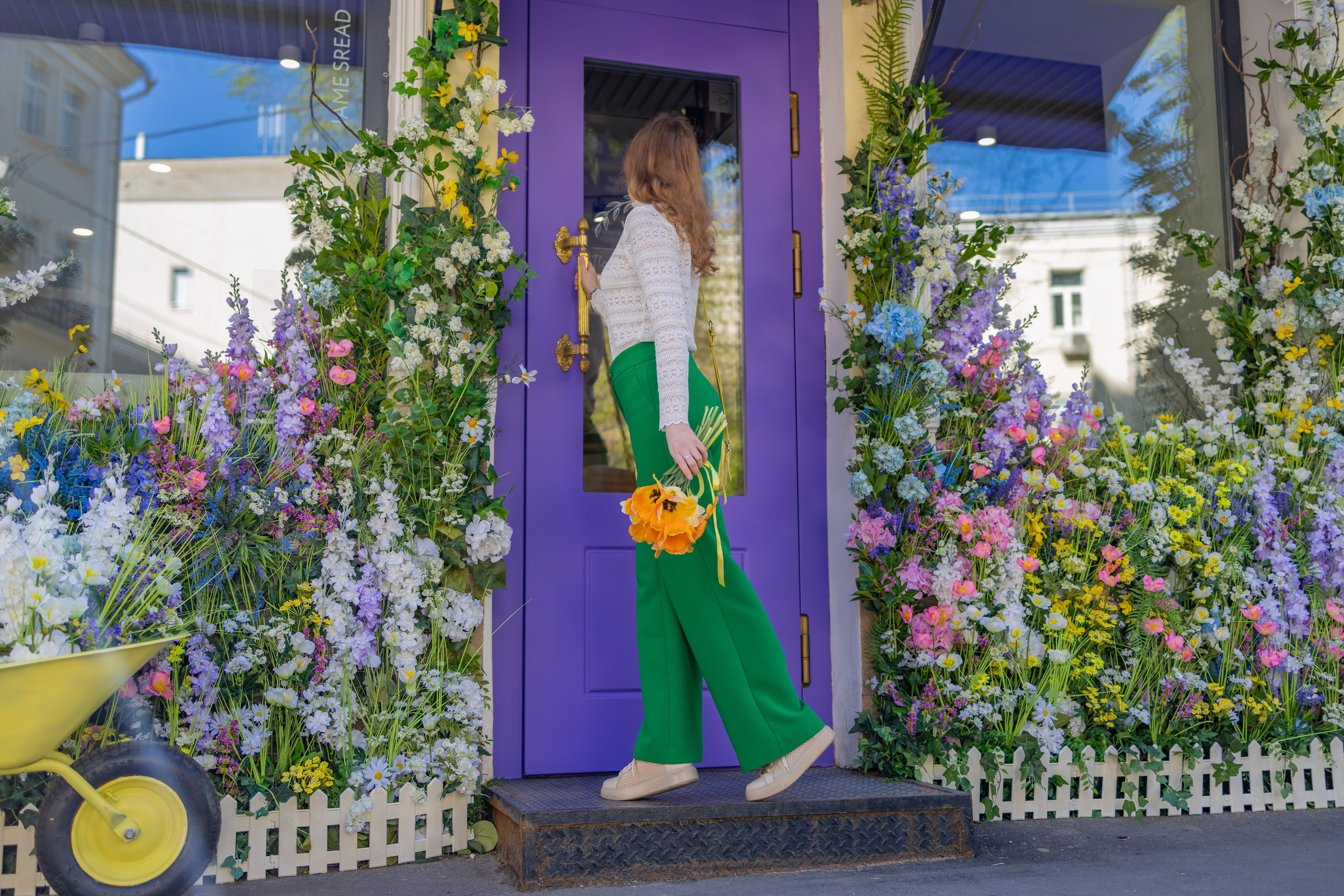 Весенняя прогулка с Еленой по Патриаршим. Репортажный, семейный и студийный фотограф в Москве Демин Алексей