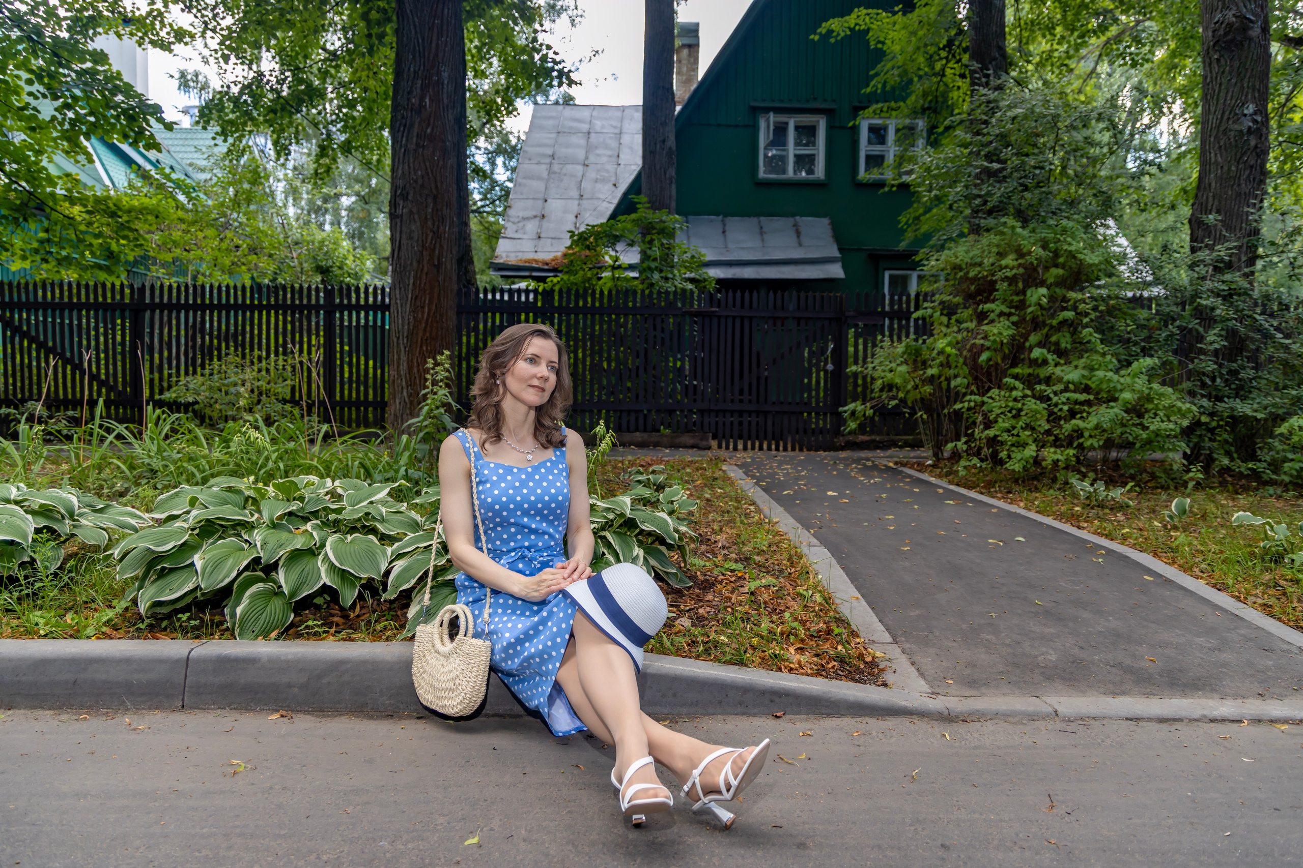 Фотосессия в поселке художников в Москве. Репортажный, семейный и студийный фотограф в Москве Демин Алексей