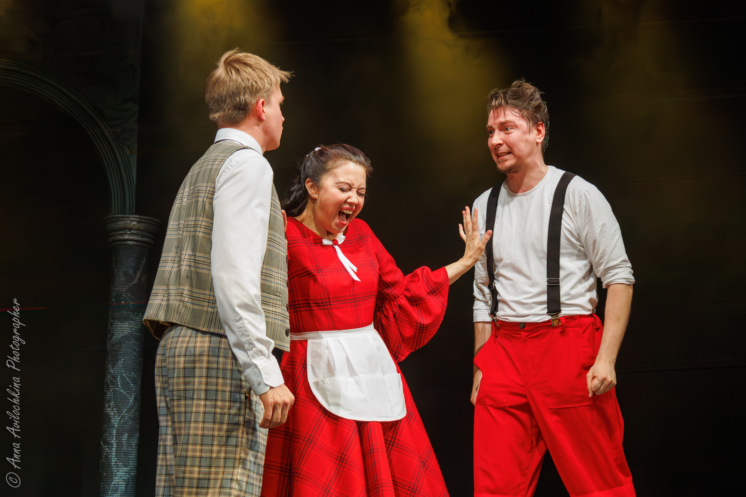 Спектакль-комедия «Мольер. Наследники» в Театре Терезы Дуровой. Семейный и свадебный фотограф в Москве и Домодедово Анна Авилочкина