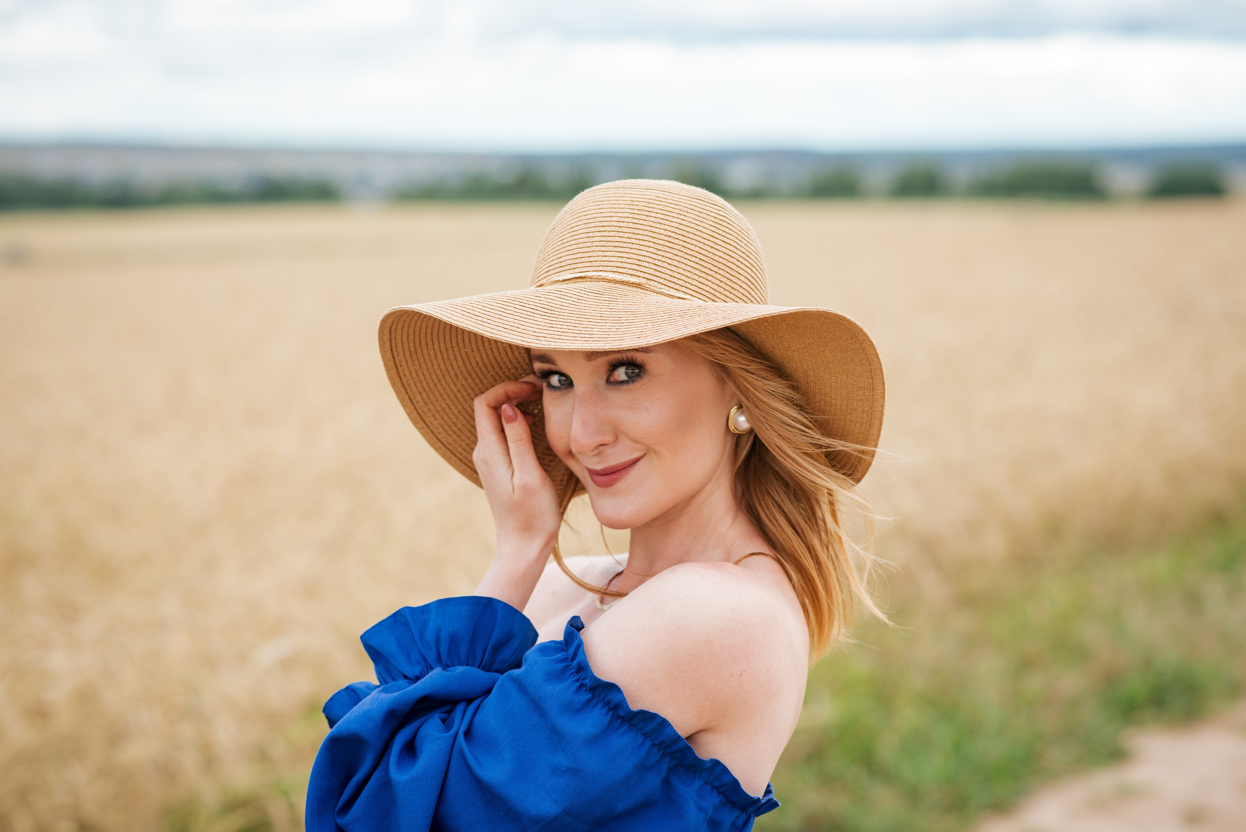 В полях. Фотограф Екатерина Шереметова Ижевск Сарапул Воткинск