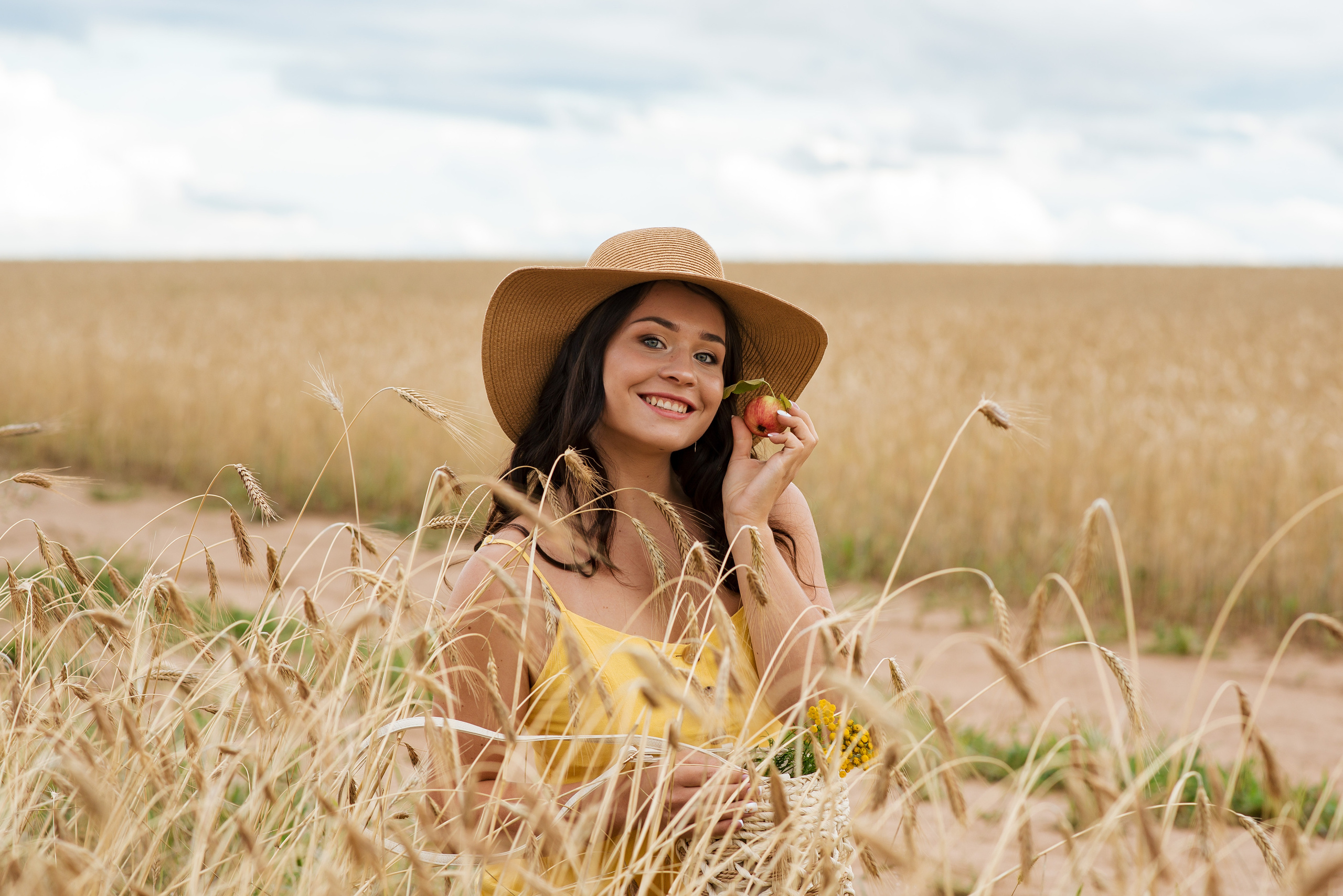 В полях. Фотограф Екатерина Шереметова Ижевск Сарапул Воткинск