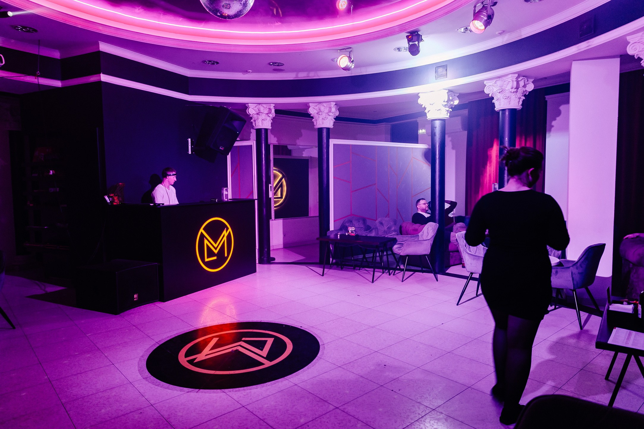 23 февраля в лаунж-баре Major 2024. Свадебный, семейный и детский фотограф в Калининграде Елена Кравцова