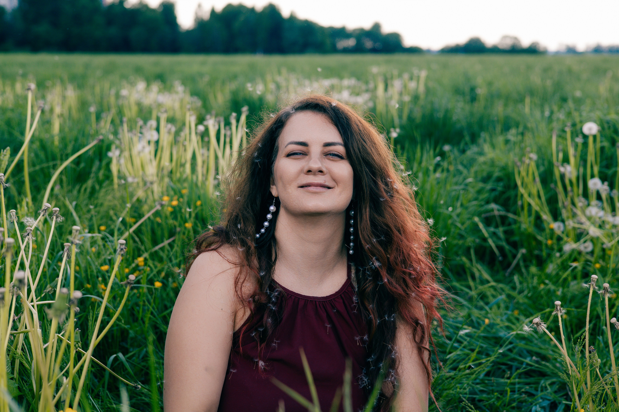 Аня в поле. Репортажный фотограф Алёна Кантемирова
