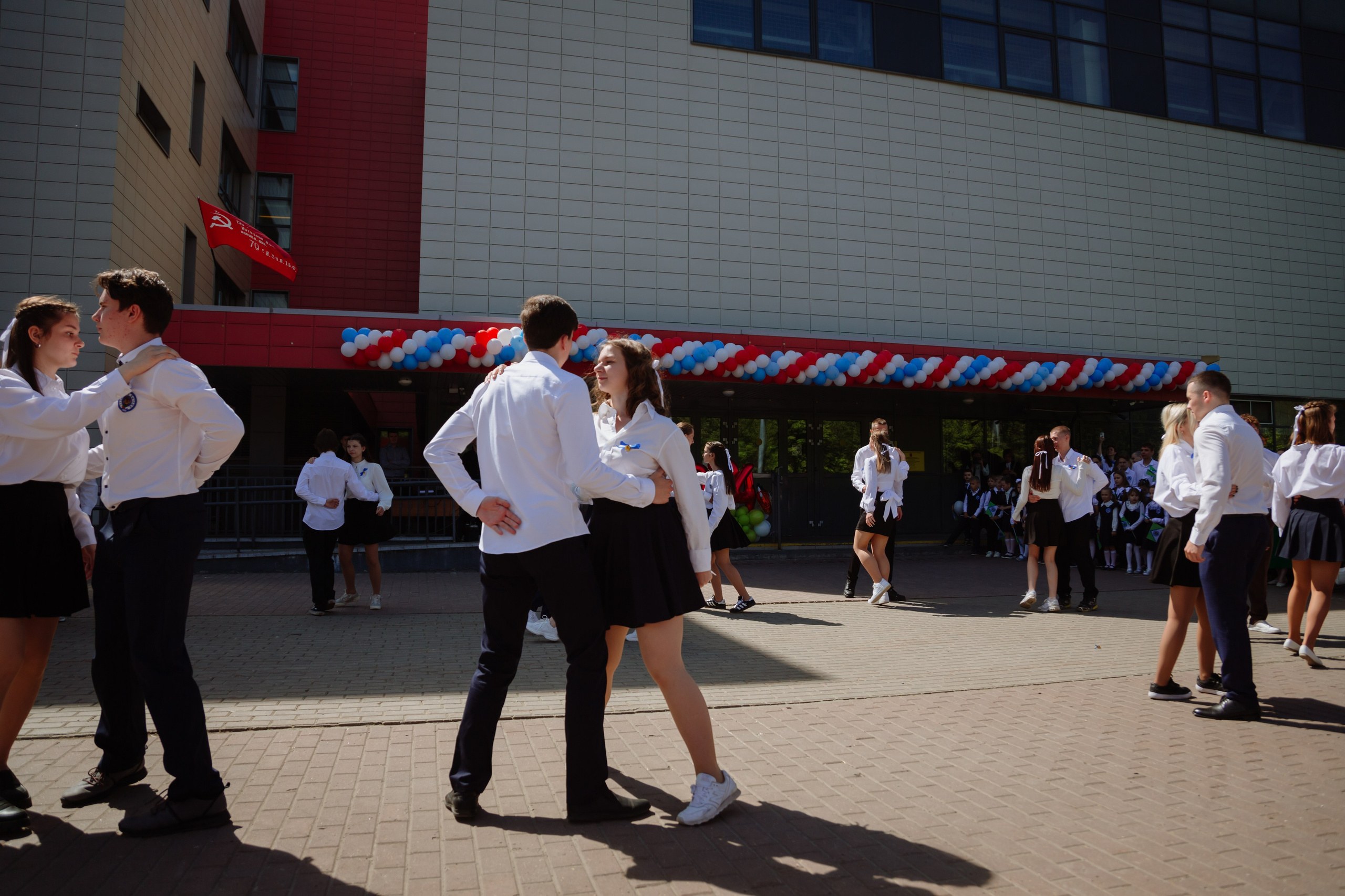 Последний звонок 2024 (2 часа фотосъемки). Профессиональный фотограф Надежда Антонова