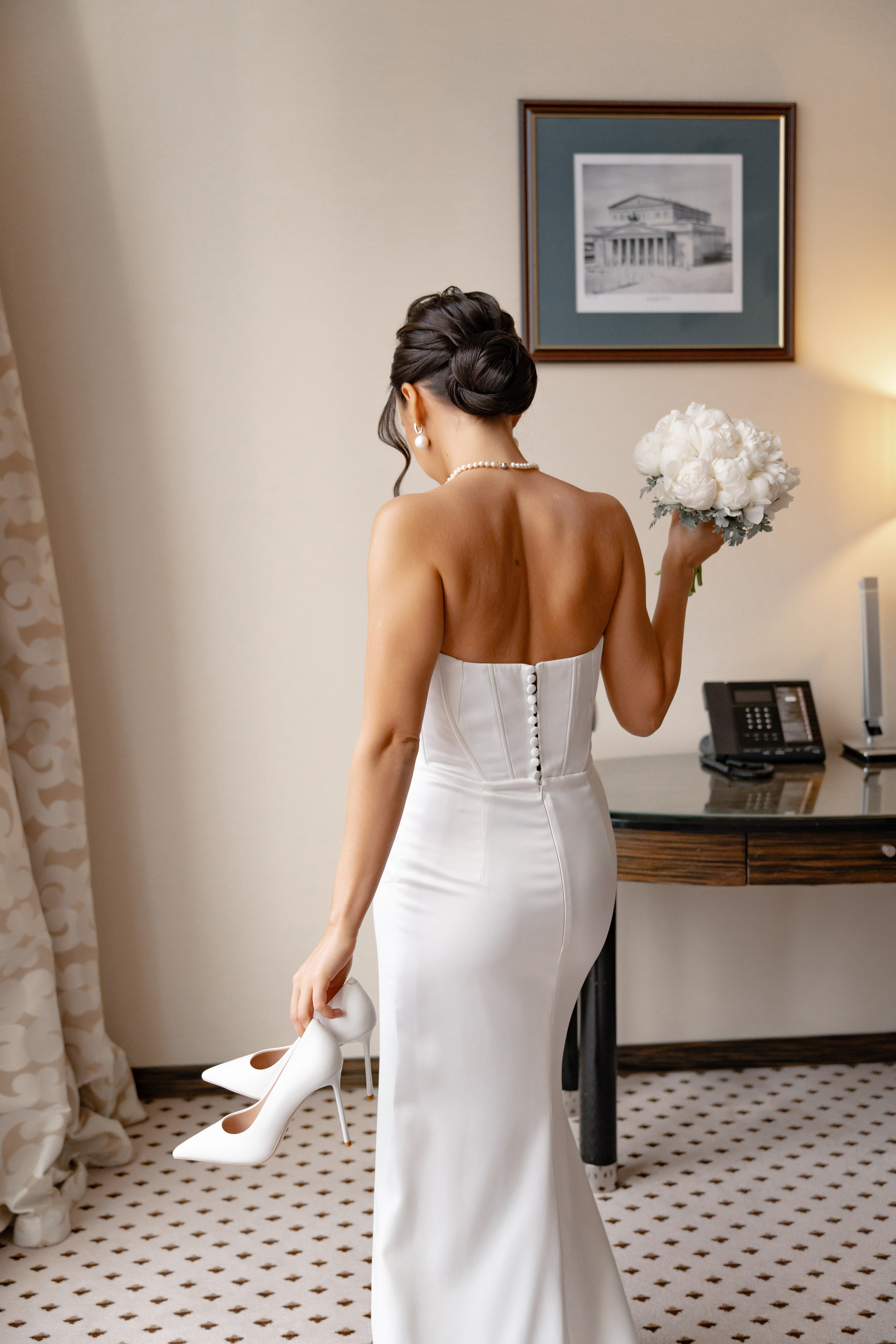 Свадебная фотосессия в отеле Plaza Garden Moscow WTC