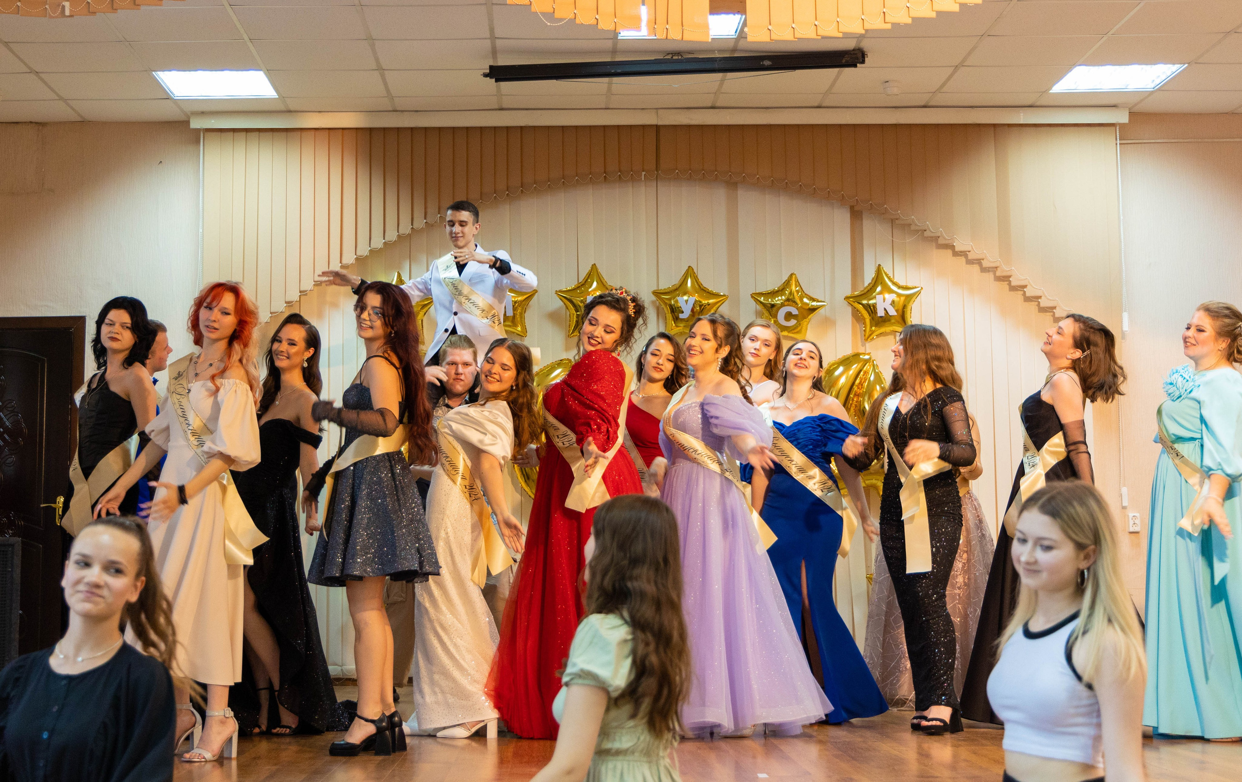 Школа № 5 Липецк. Выпускной 2024. Выпускные альбомы в Липецк