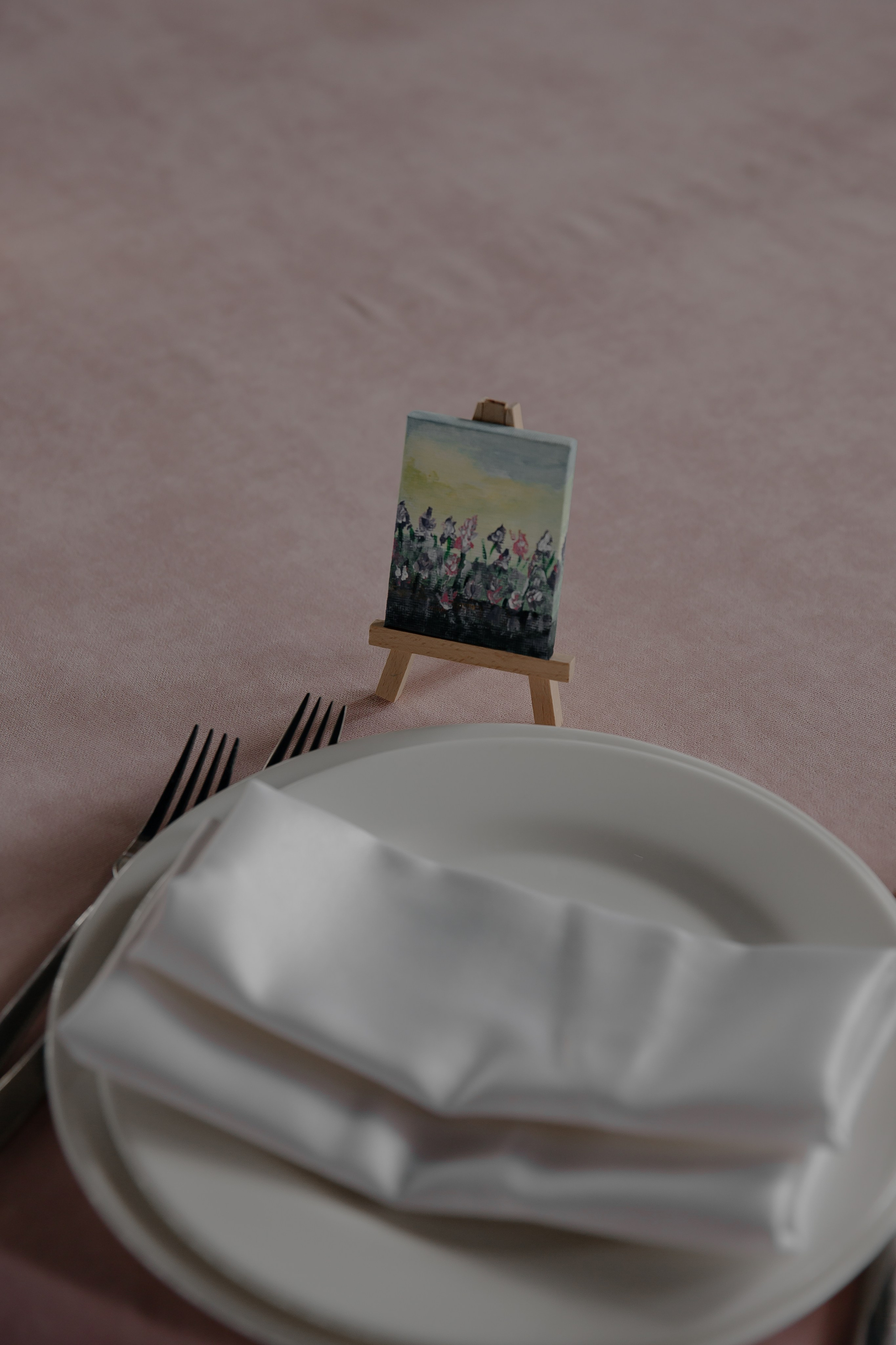 25.08.2024. RETOUCH-HOUSE