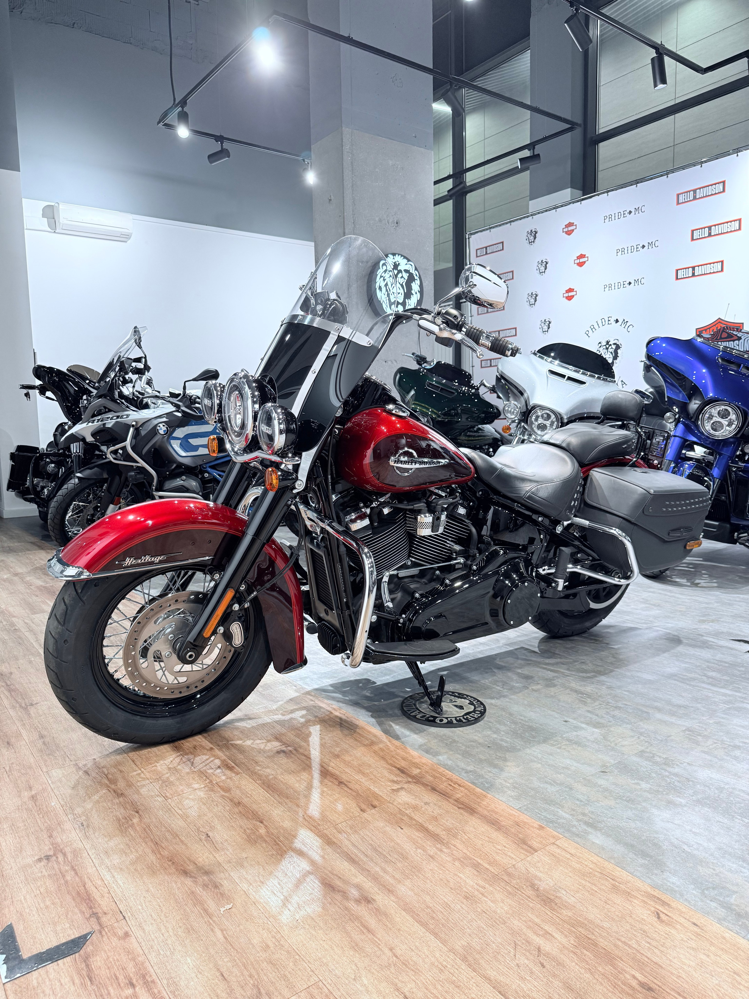 Мотоциклы Harley-Davidson 2018 Heritage Limited (Softail)  — купить мотоцикл. Hello Davidson, Москва. Только хорошие мотоциклы…