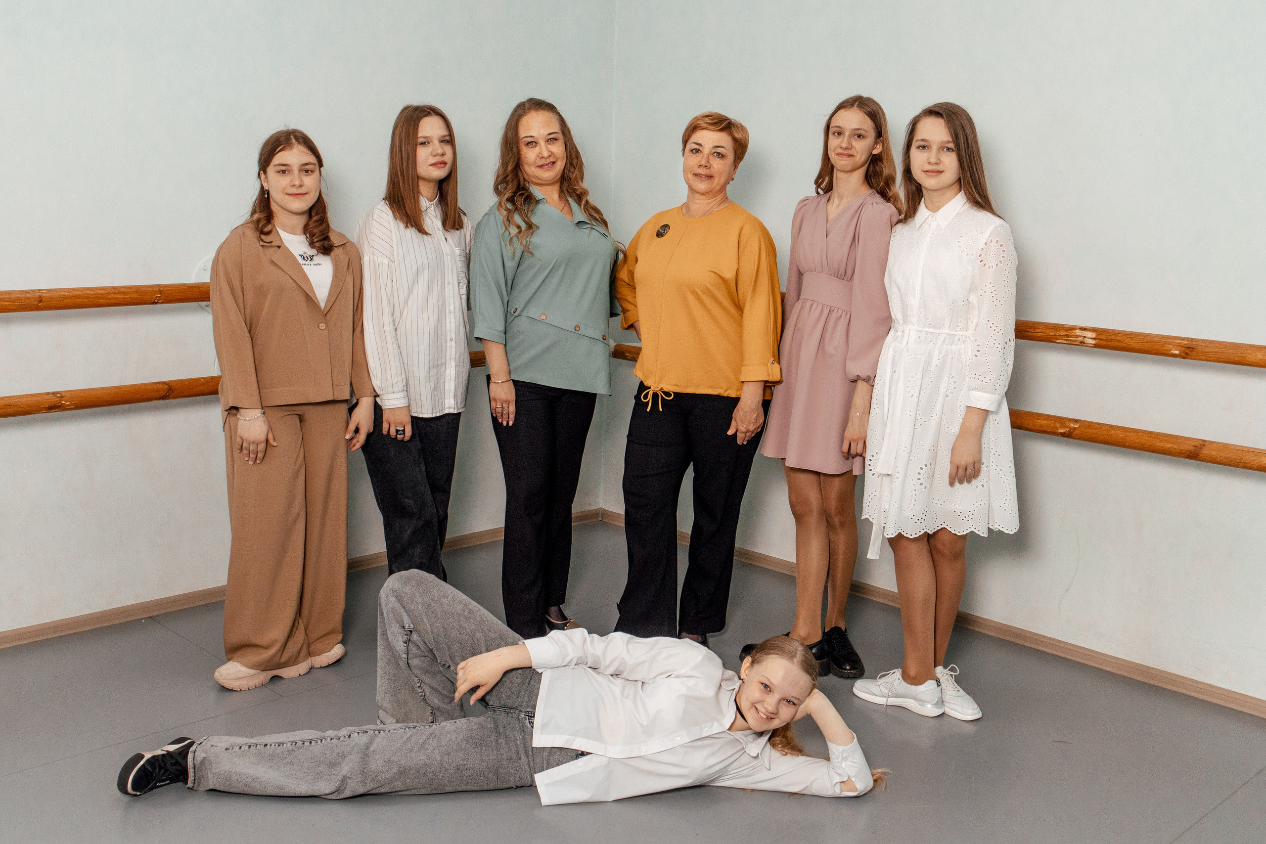 Ансамбль Счастливое детство. Фотограф в Новосибирске Евгений Маслов