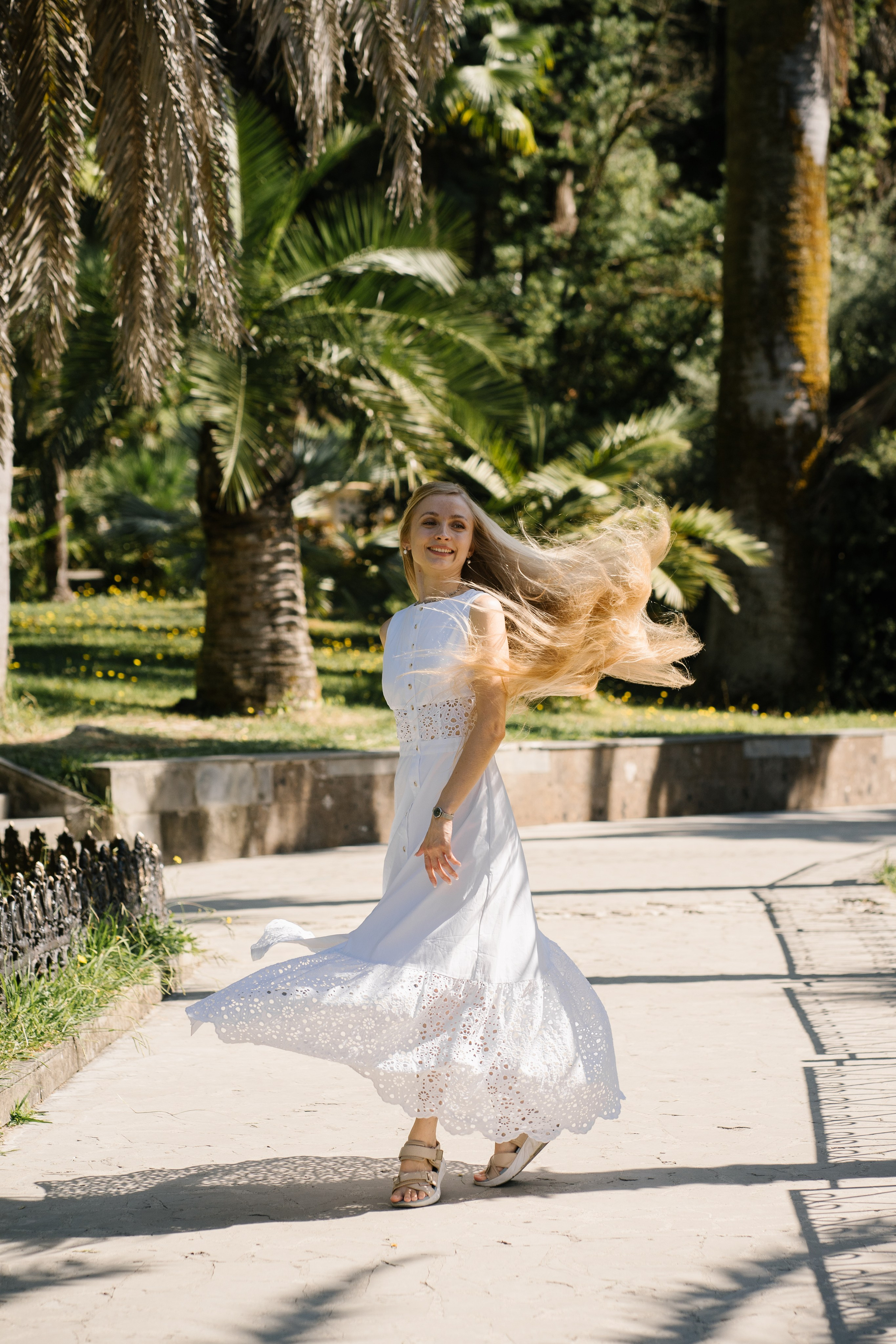 Фотосессия в дендрарии. Фотограф в Сочи Тиунова Маргарита и Тиунов Евгений