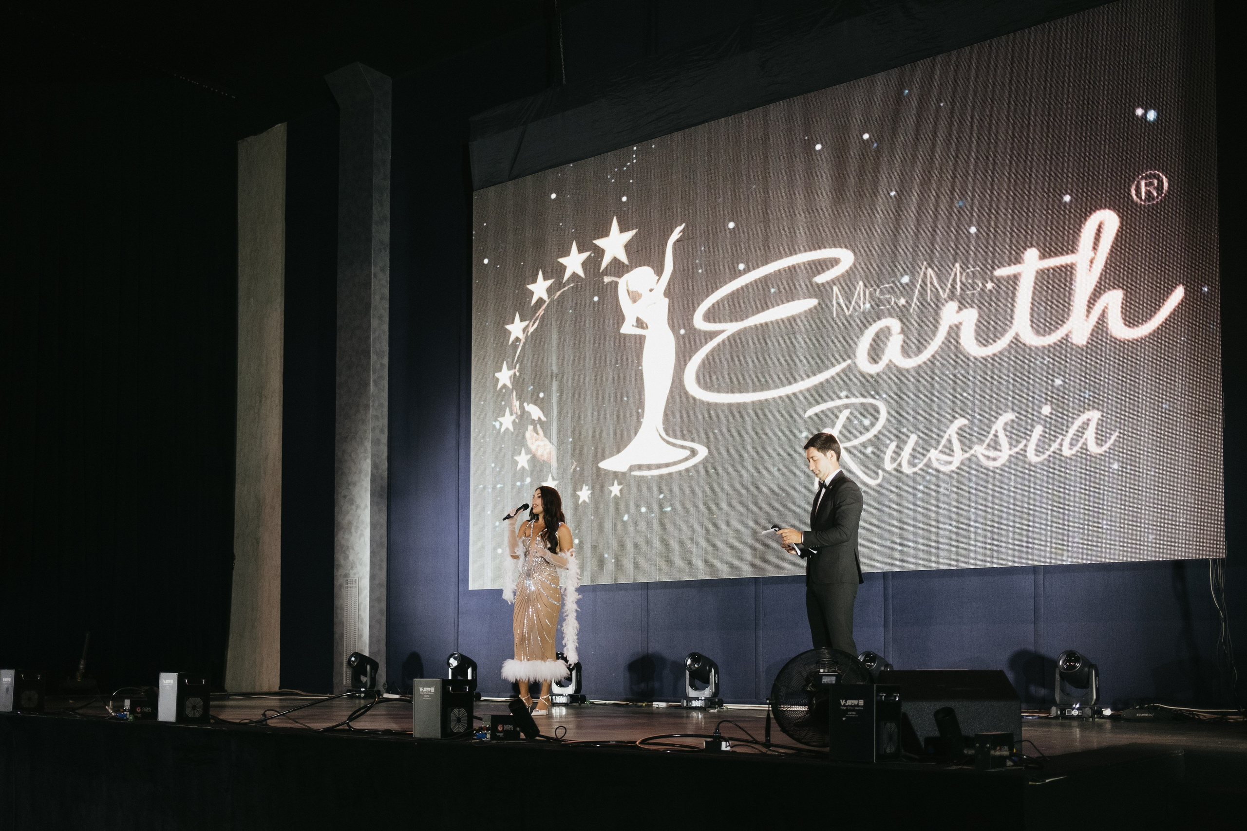Мисс и Миссис Россия Земли Краснодар 2025 программа. Свадебный и репортажной фотограф Денис Ожигин в Краснодаре и Краснодарском крае
