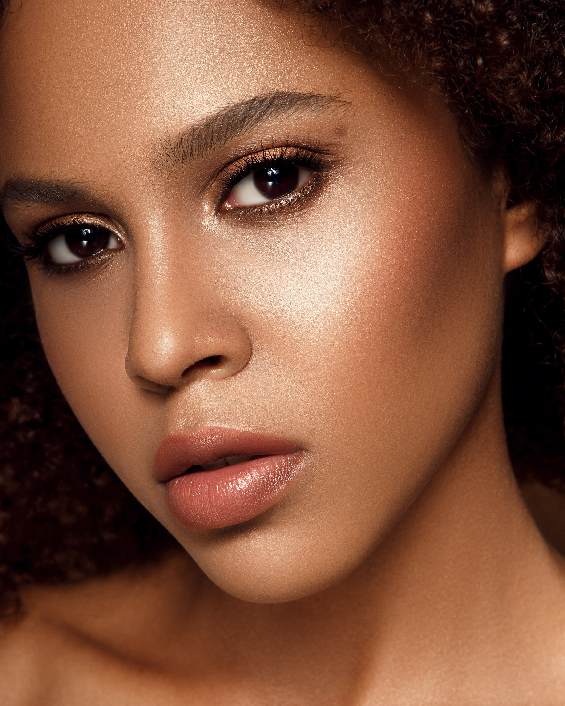 Портретная съемка. Ретушер и бьюти фотограф