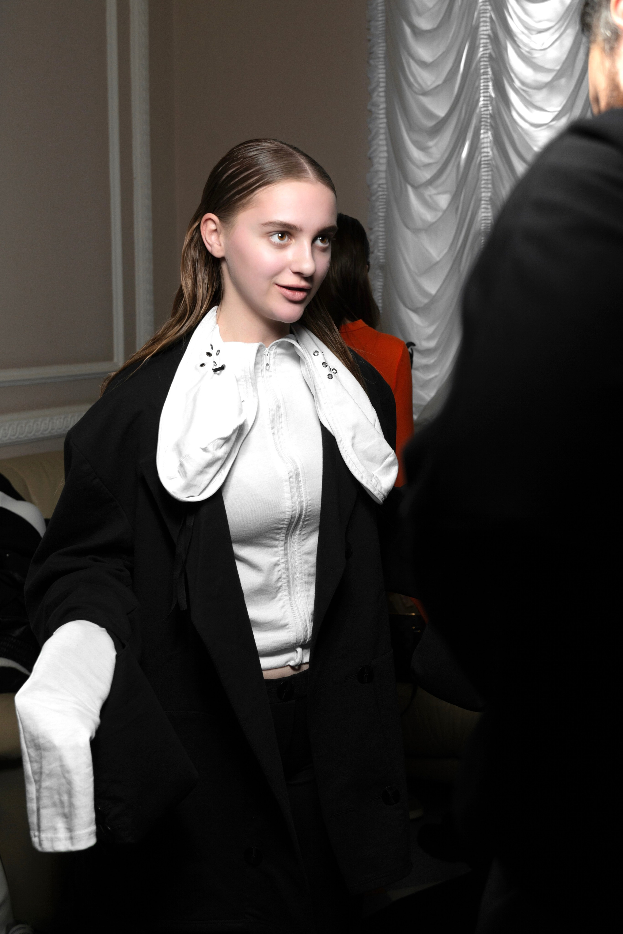 Belarusian Fashion Week 2025 BACKSTAGE. Ваш Event фотограф & Репортаж & Fashion & ИИ