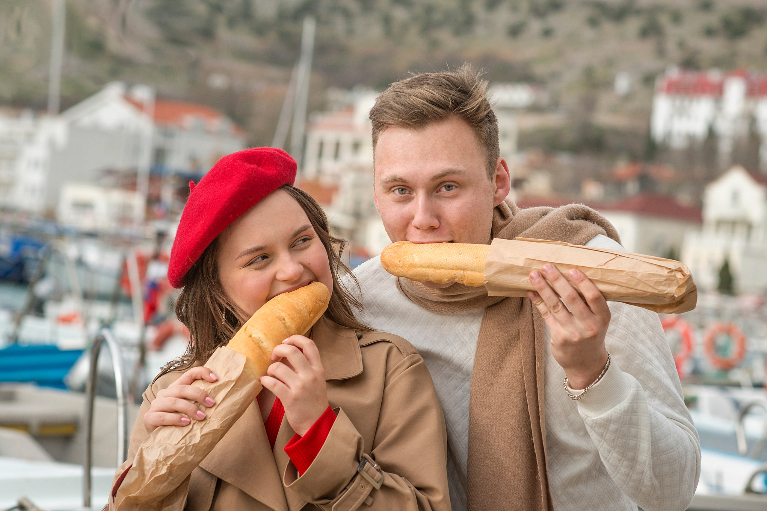 Двое в Балаклаве. Семейный и детский фотограф в Севастополе. Семейный фотограф в Ялте