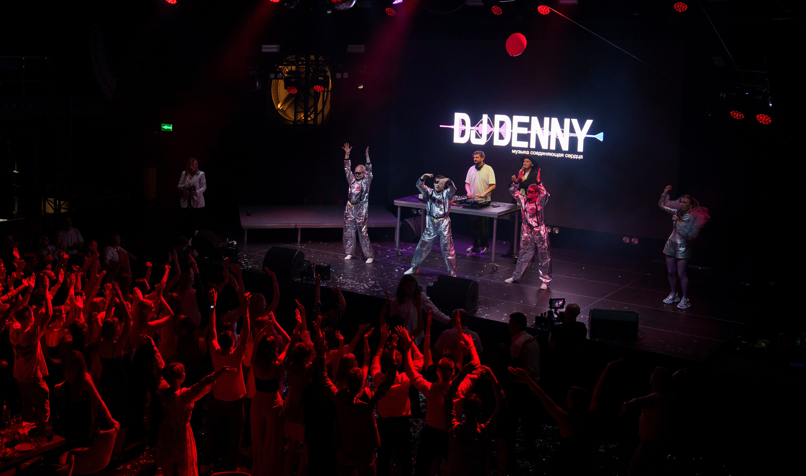 Выпускной Гимназия 7. Свадебный и репортажный фотограф Элина Козырьянова