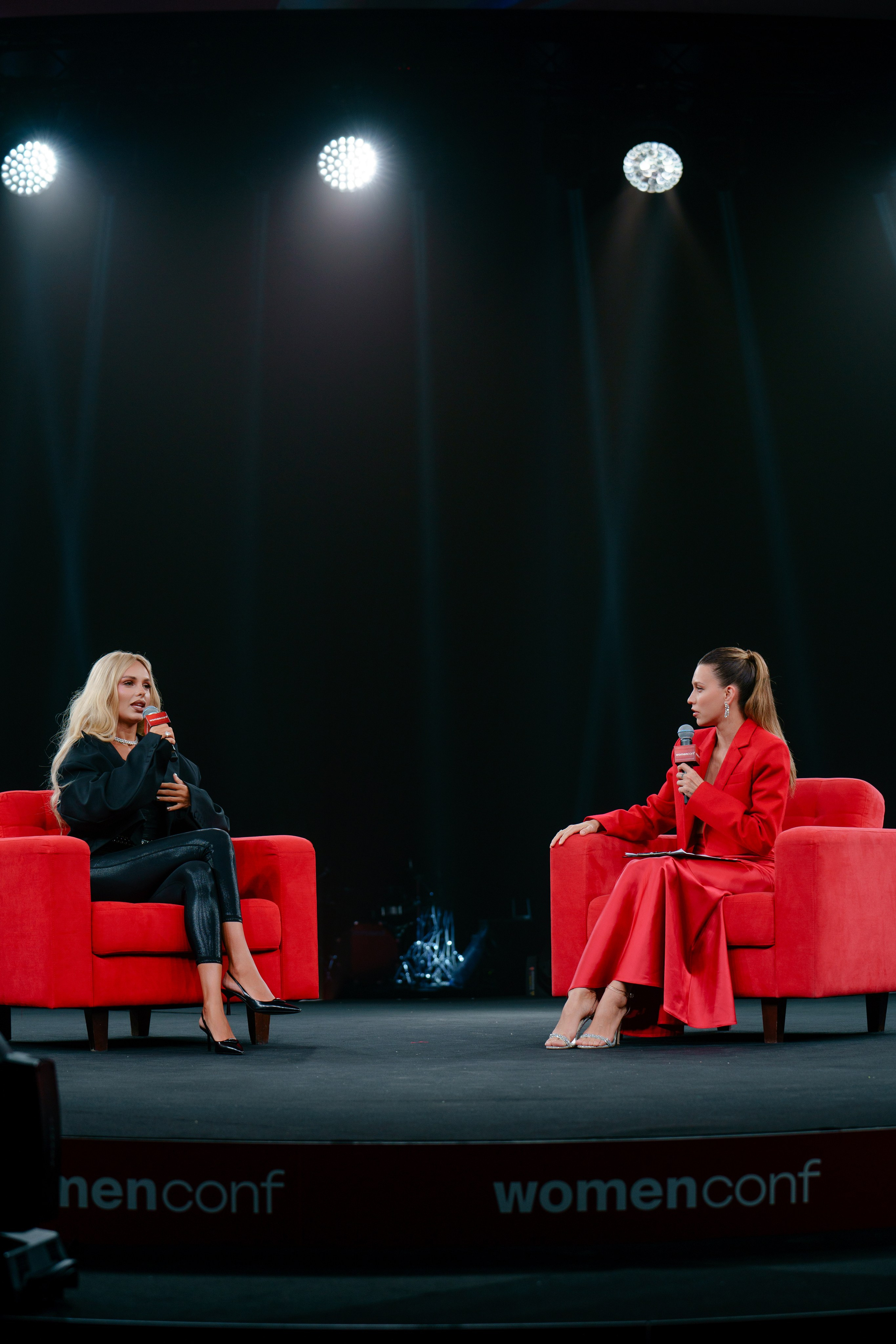 Фотограф на самую масштабную женскую конференцию в России WomenConf. Репортажный фотограф Москва Сергей Дружинин
