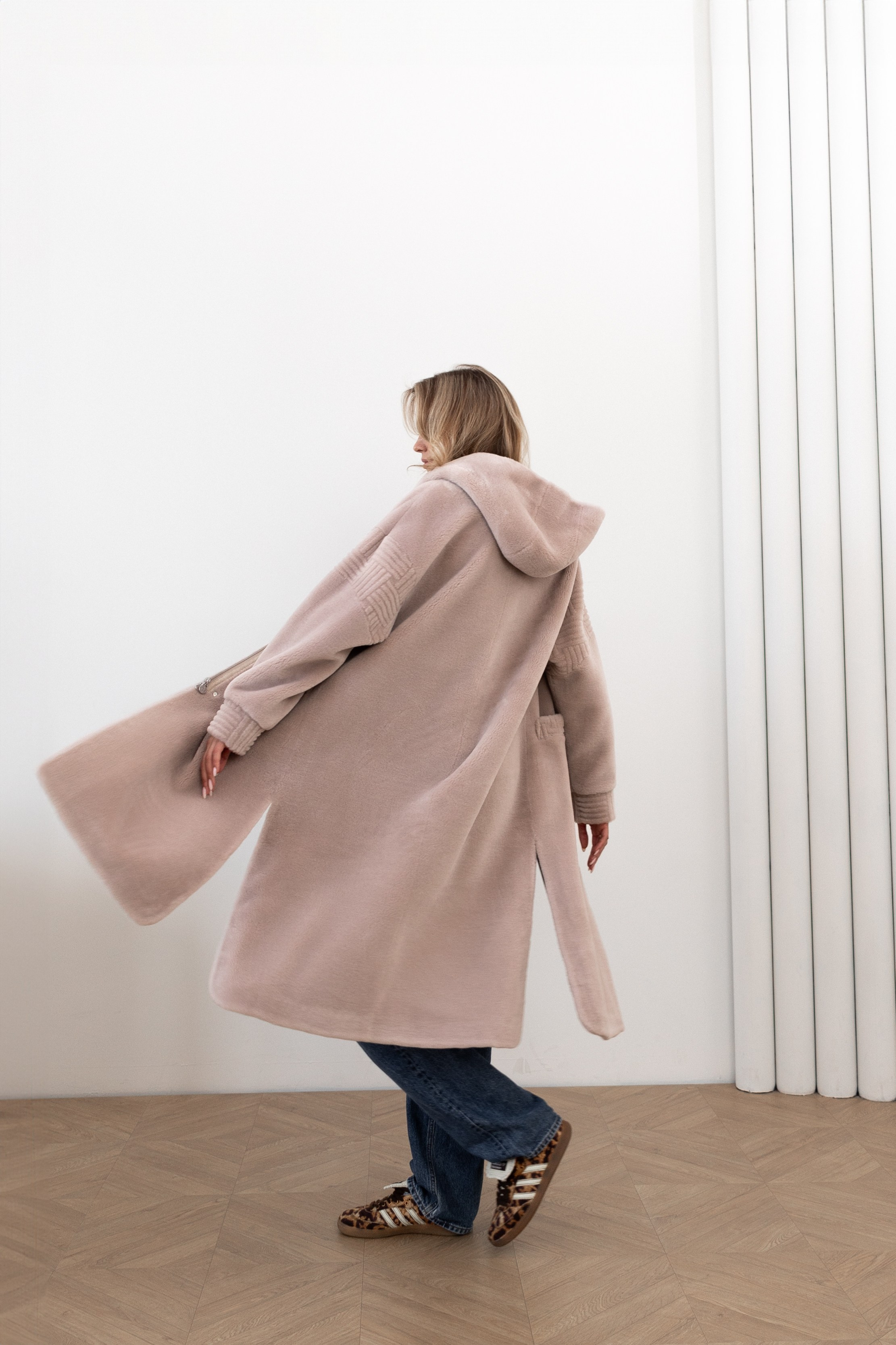 MY BEVERLY COAT — каталог. Фотограф для брендов в Санкт-Петербурге — Анита Вернер
