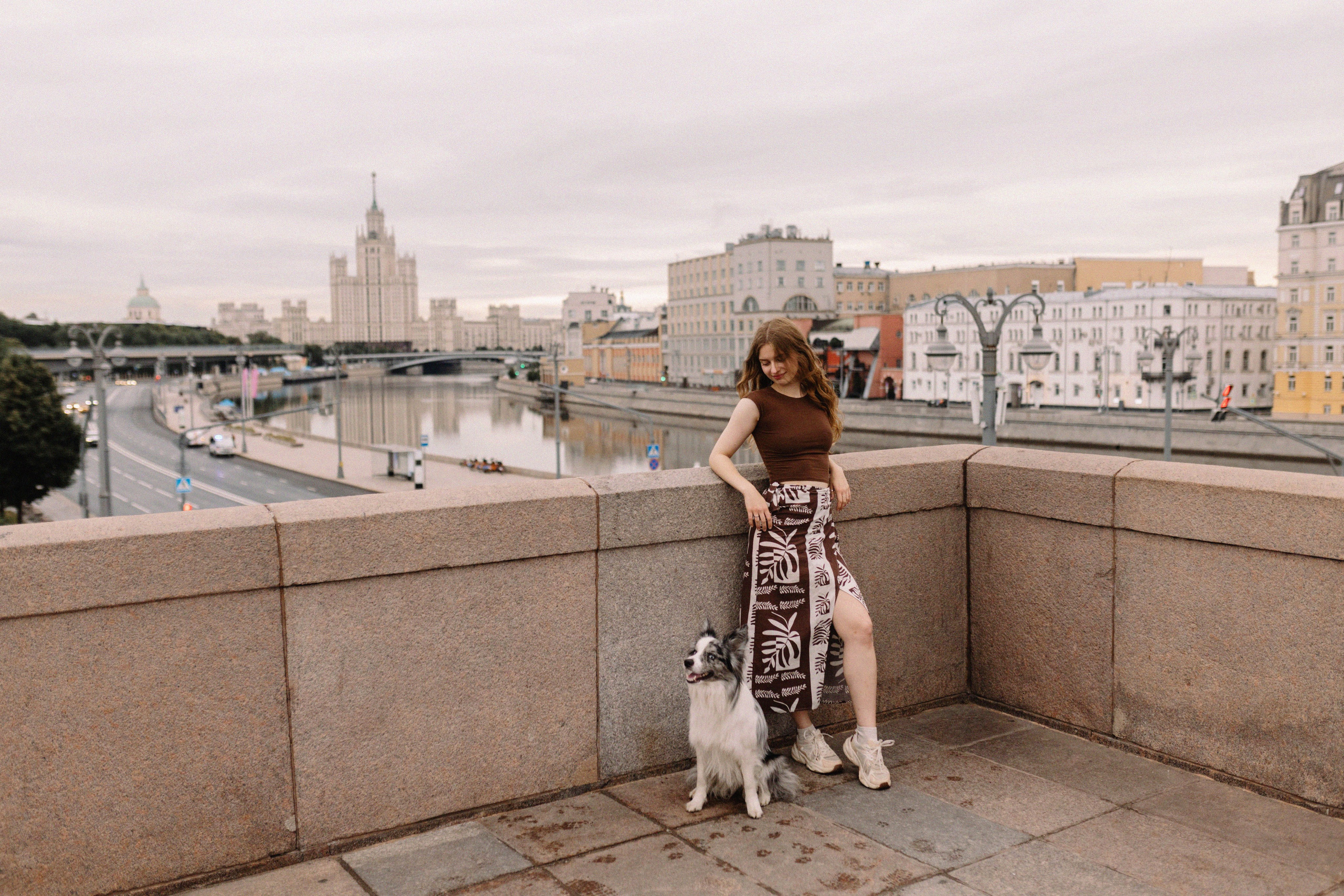 Москва / Катя и Юми / рассвет. Фотограф Кузина Вера
