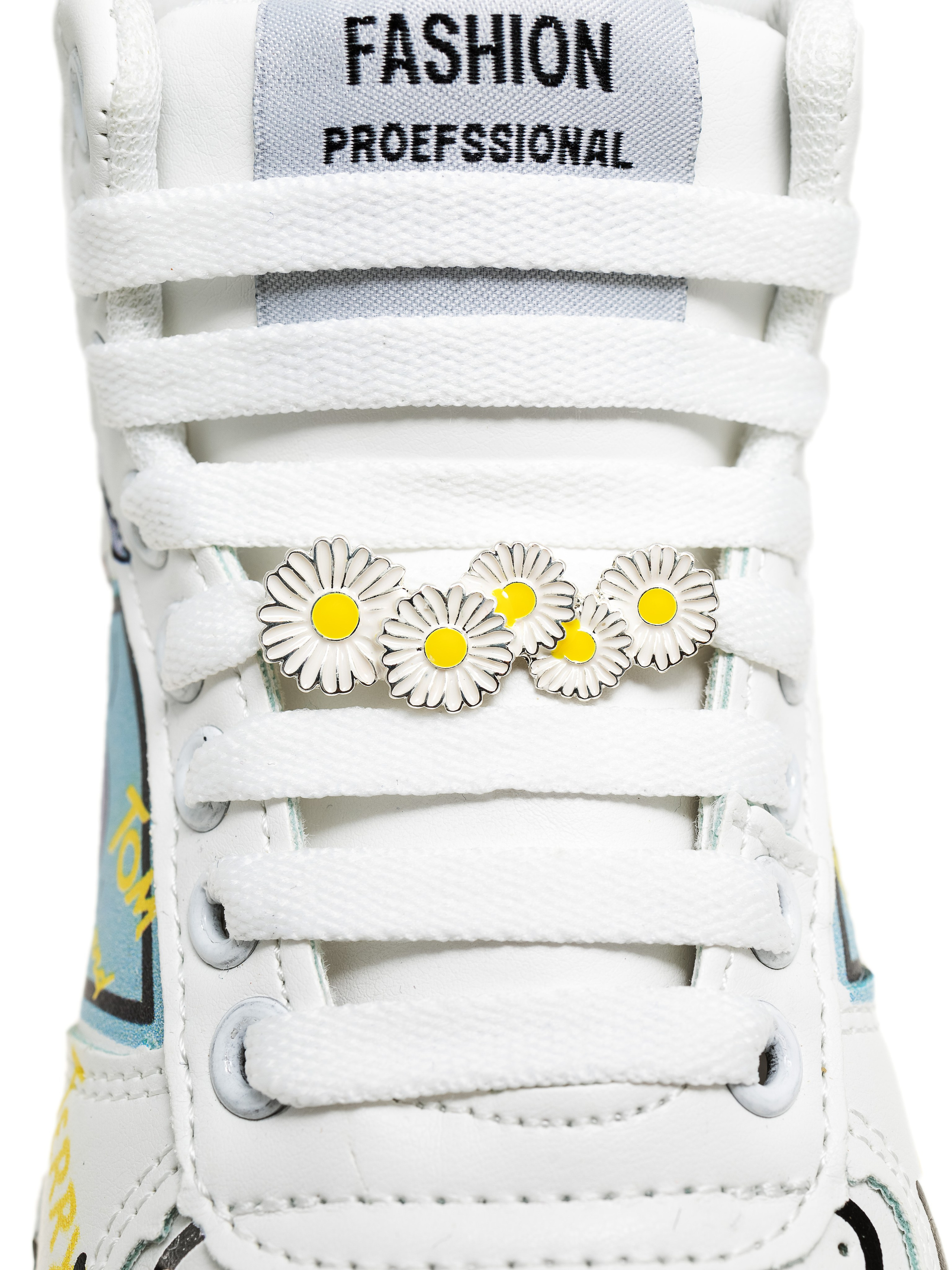 Украшения для шнурков. Ирина Мезенцева | Женский и предметный фотограф | г. Омск