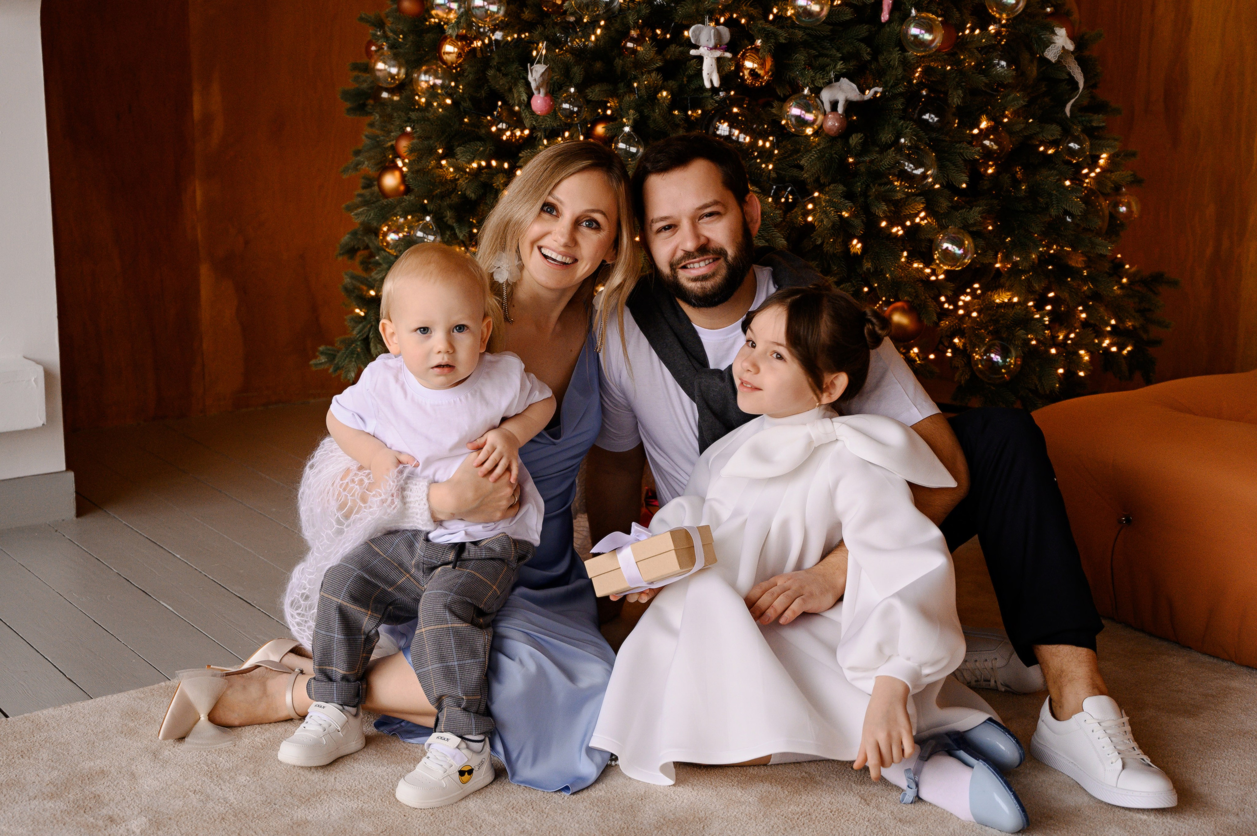 Анастасия. Профессиональный фотограф беременности в СПБ. Стильные фотосессии беременности в стиле минимализм и классическая фотография