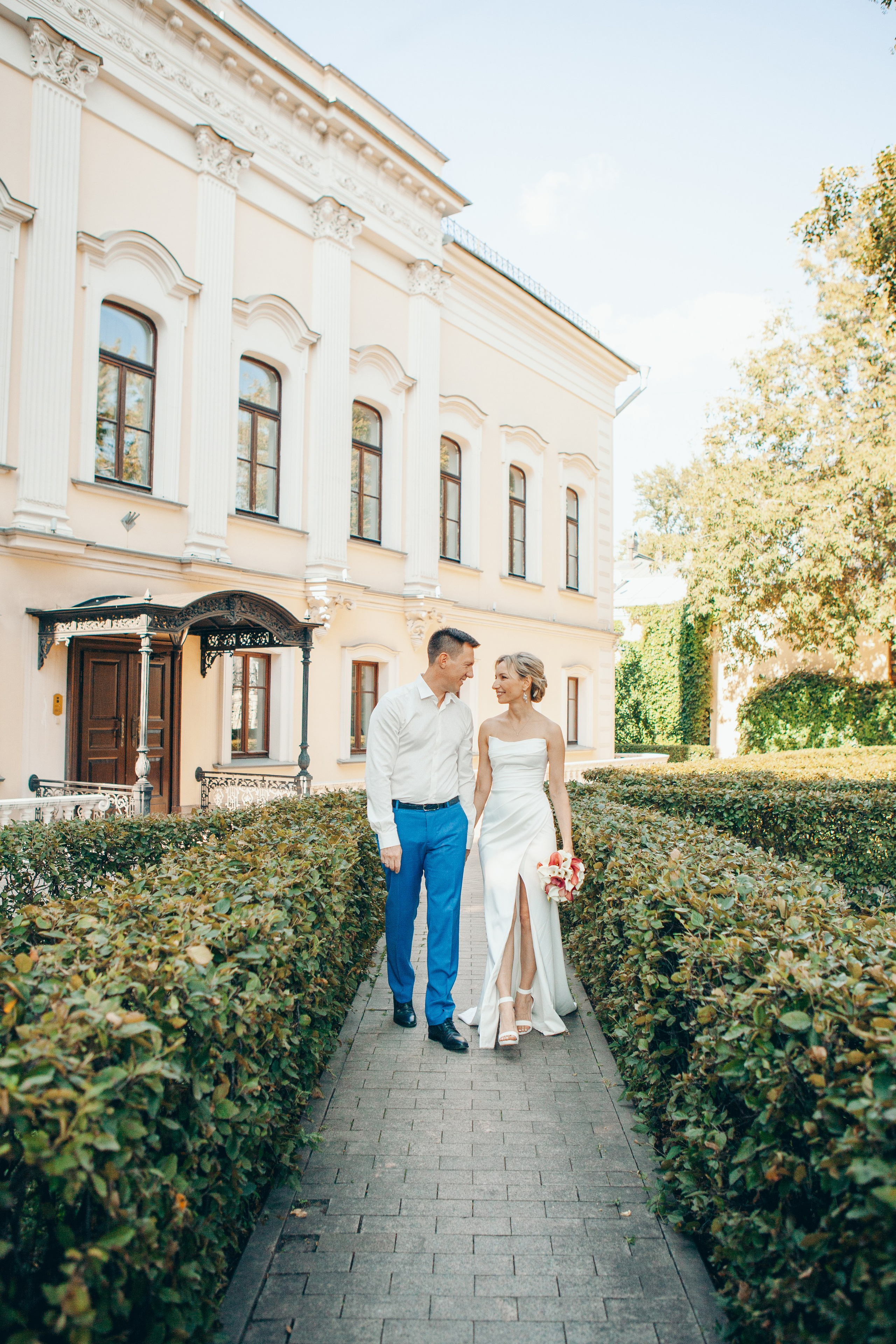 Утро невесты и фотосессия в гостинице radisson collection hotel moscow бывшая гостиница украина. Фотограф Ольга Ефремова