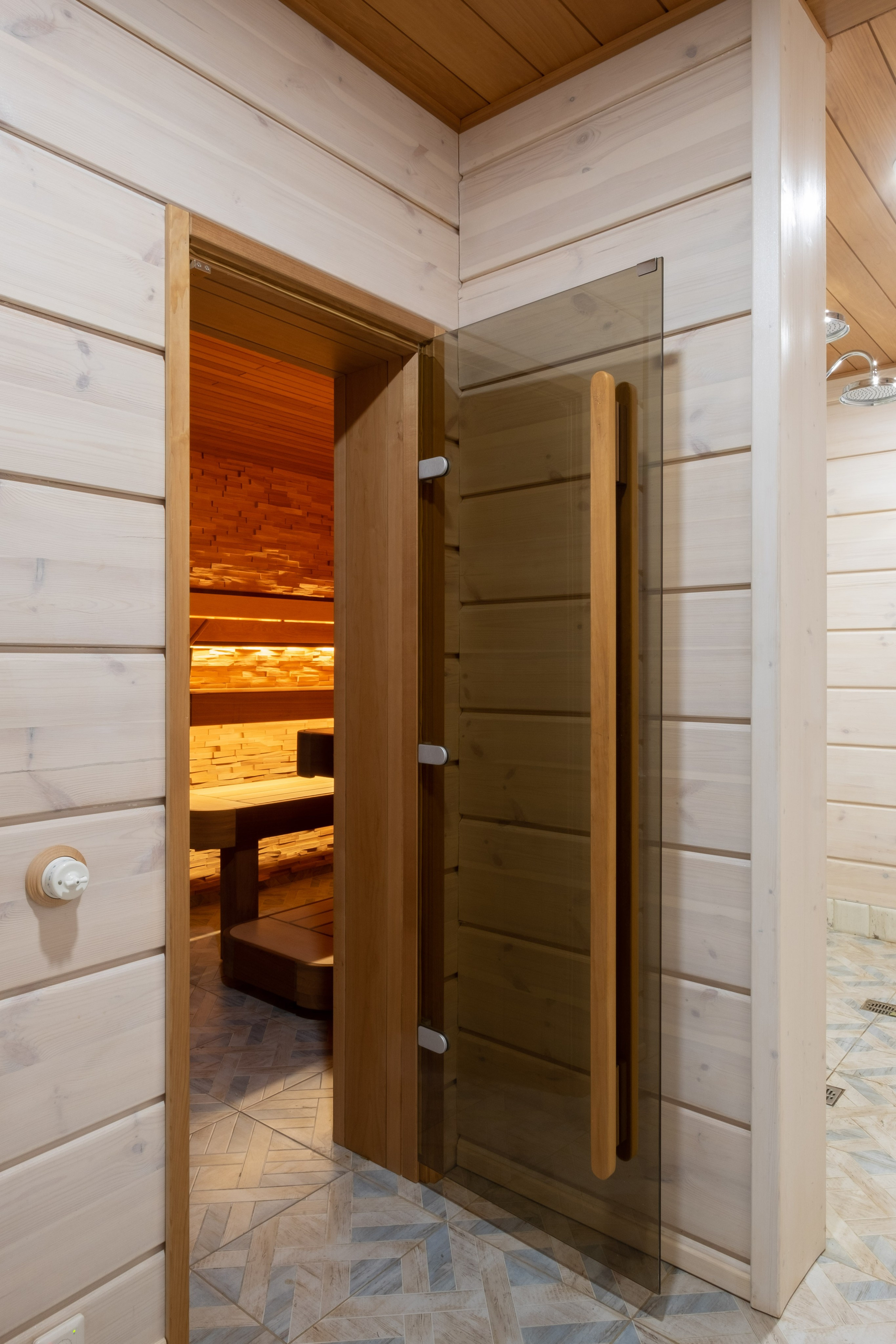 Двери. Творческая мастерская