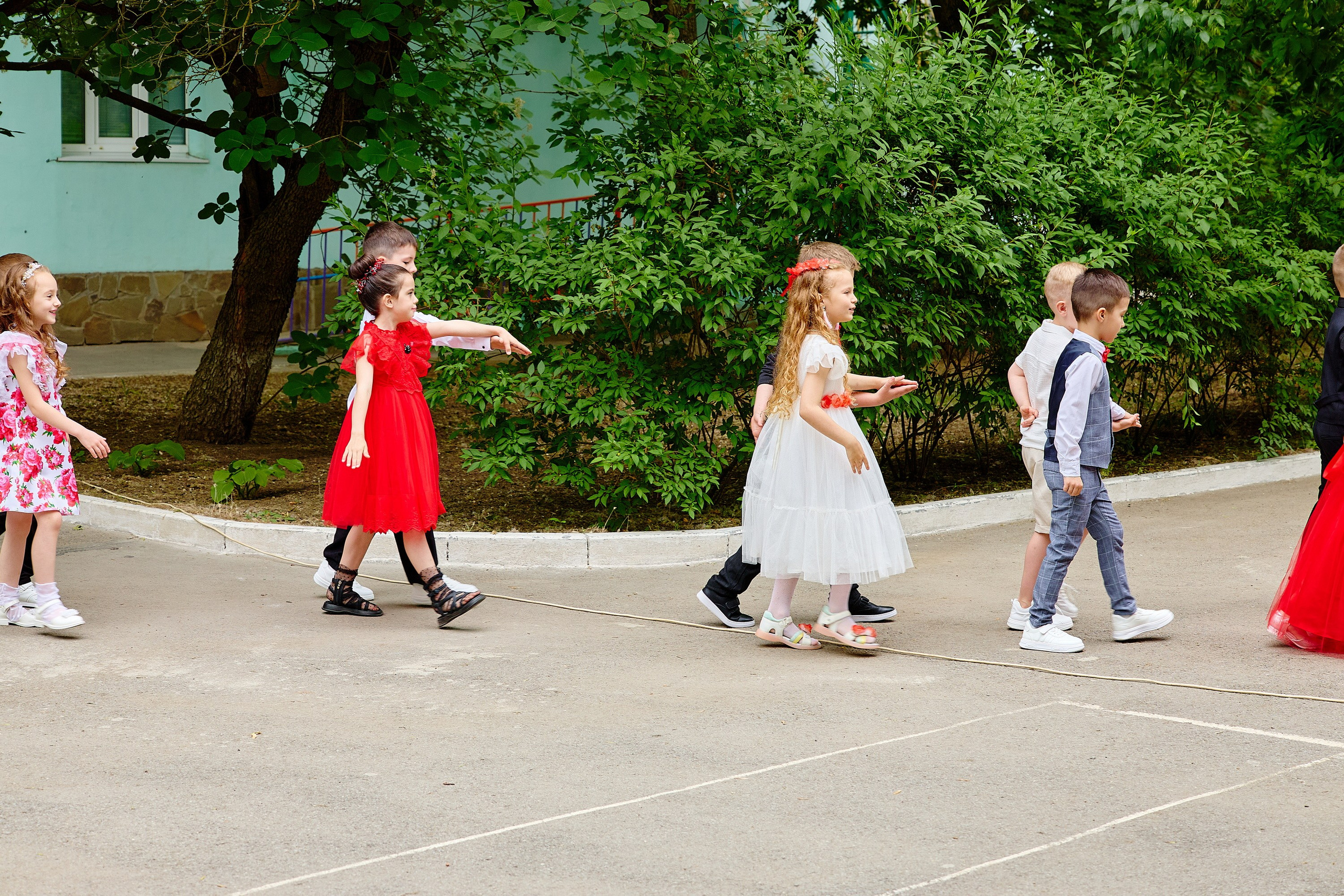 Выпускной 45 сад. Фотограф Выпускные альбомы Таганрог Сергей Коробченко
