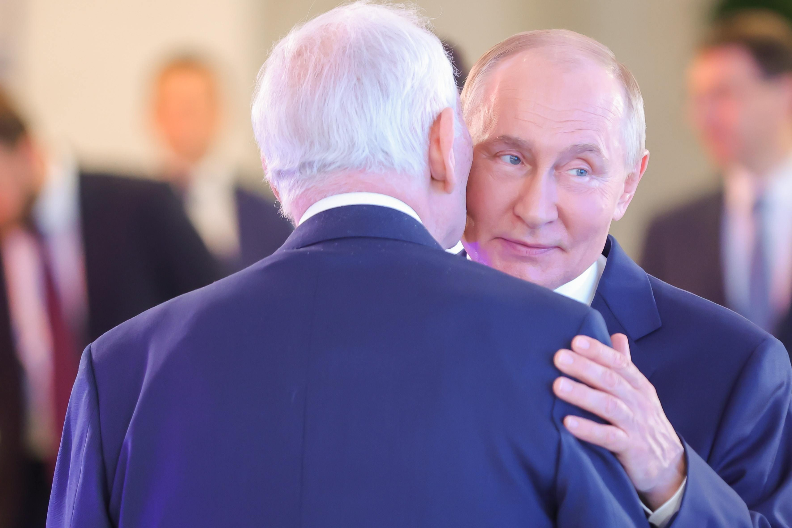 Владимир Путин, Андрей Воробьев и Леонид Рошаль открыли Детский клинический центр в Красногорске. Моя фотография